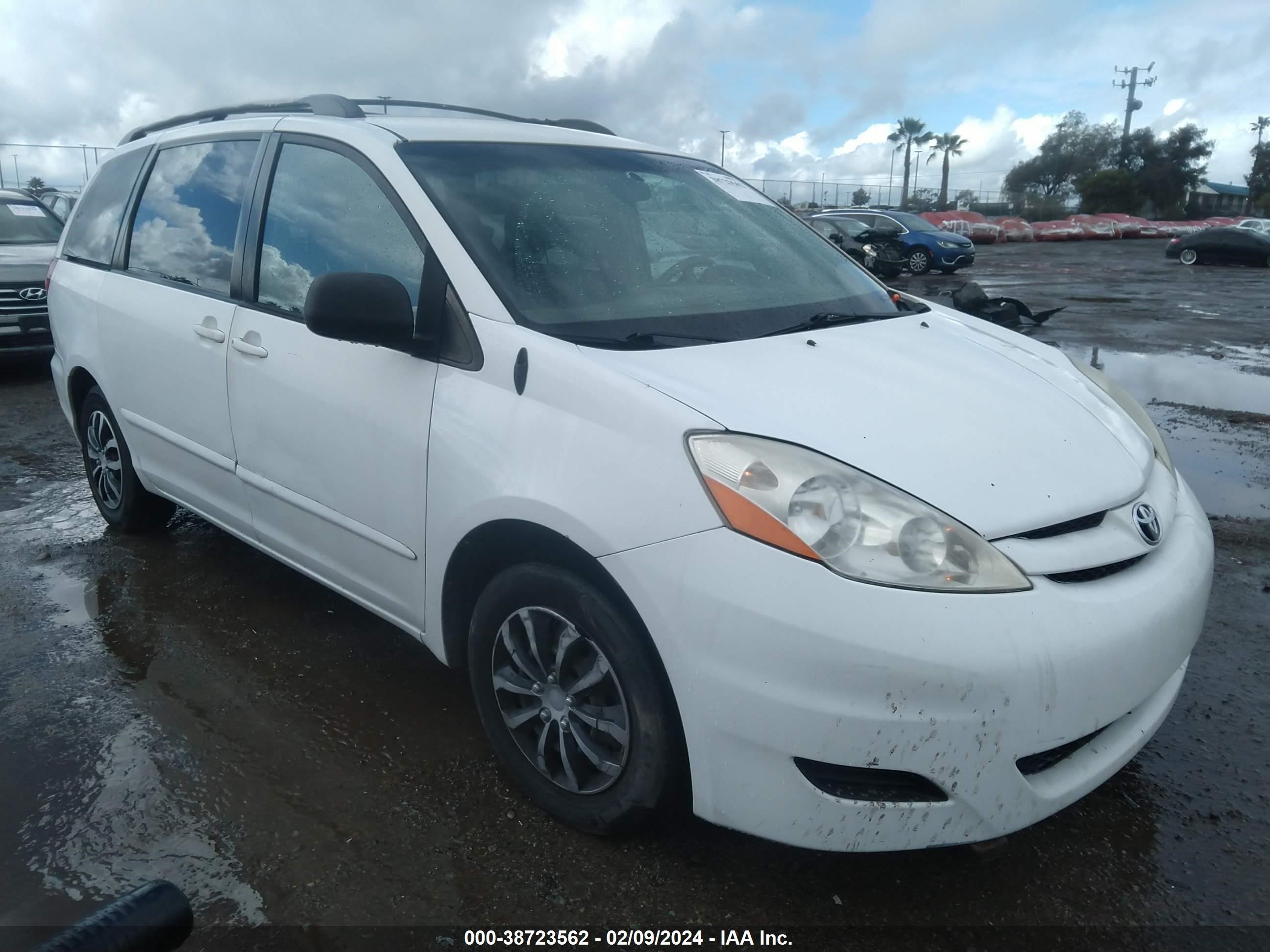 TOYOTA SIENNA 2006 5tdza23c16s561433