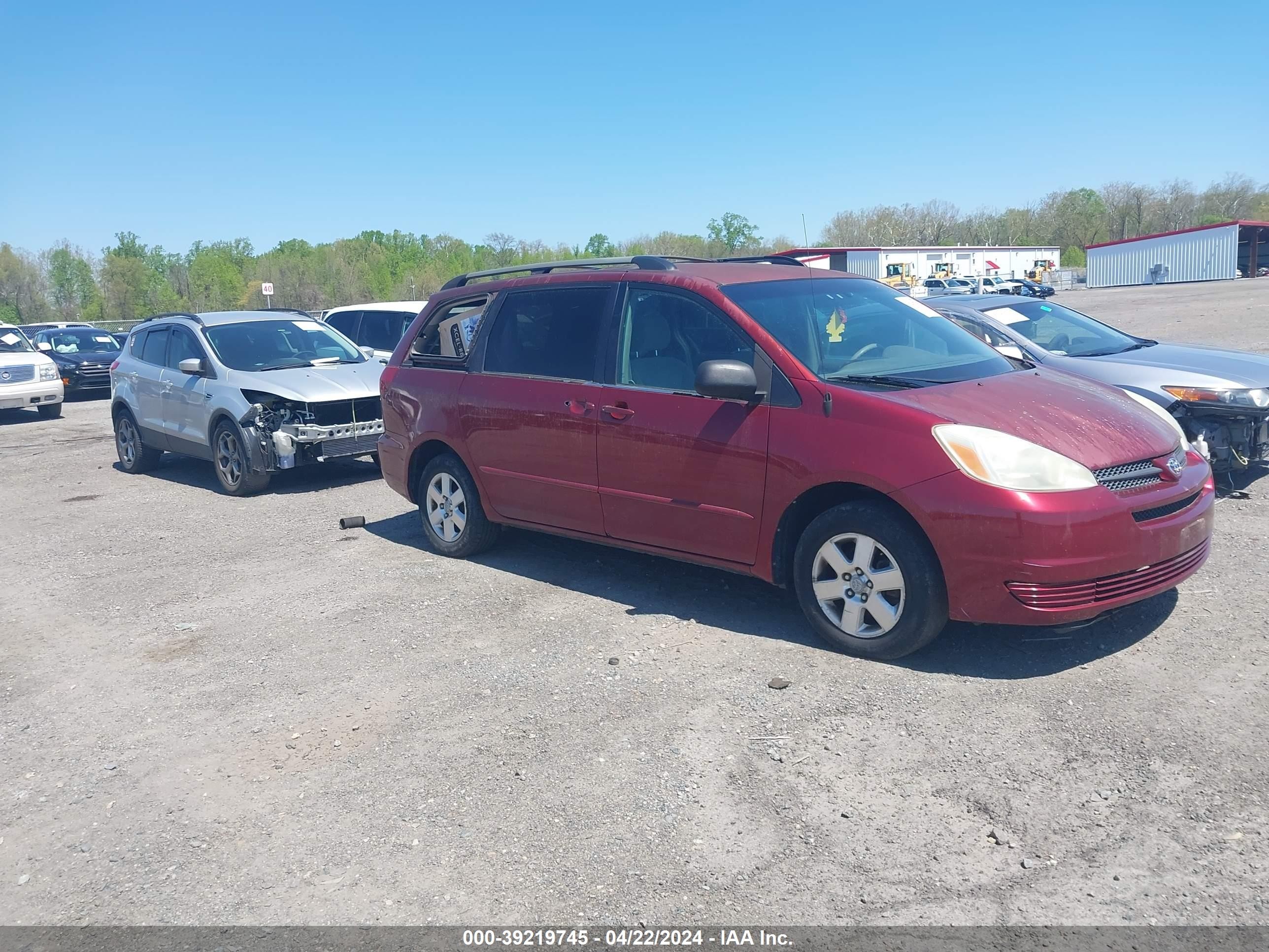 TOYOTA SIENNA 2005 5tdza23c25s223473