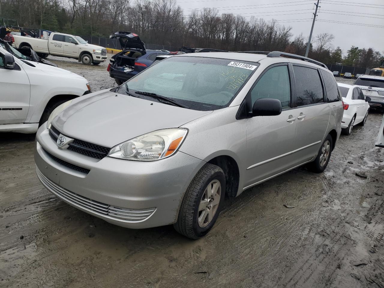 TOYOTA SIENNA 2005 5tdza23c25s372885