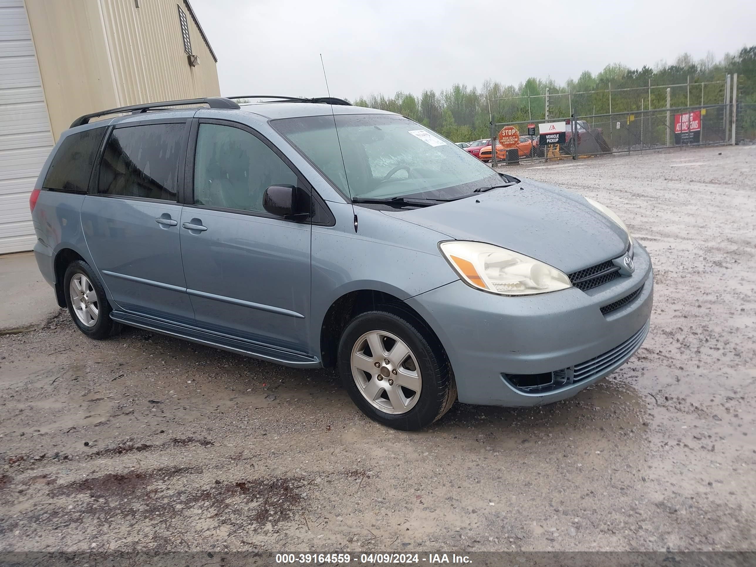 TOYOTA SIENNA 2004 5tdza23c44s073428