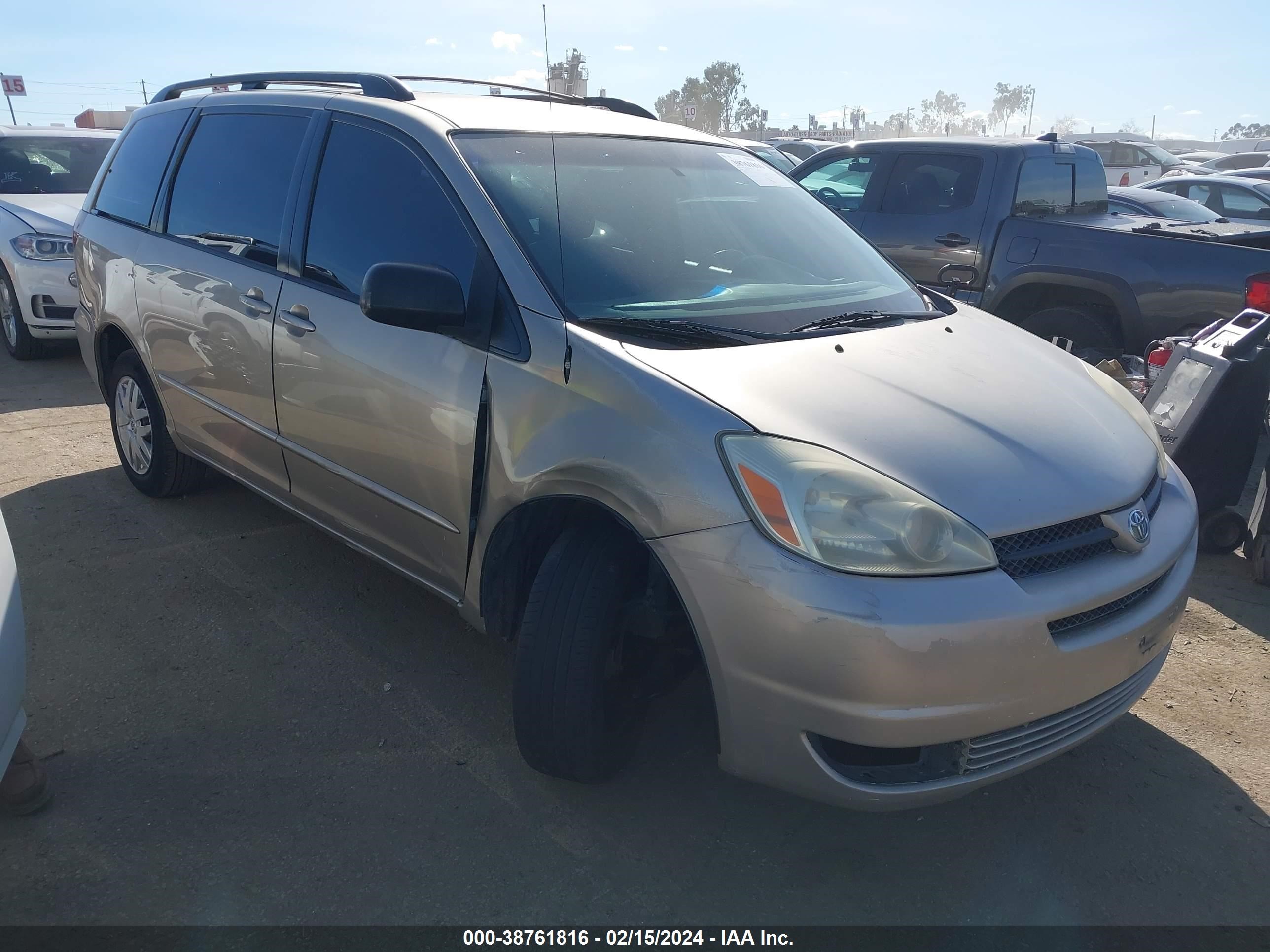 TOYOTA SIENNA 2005 5tdza23c45s302305