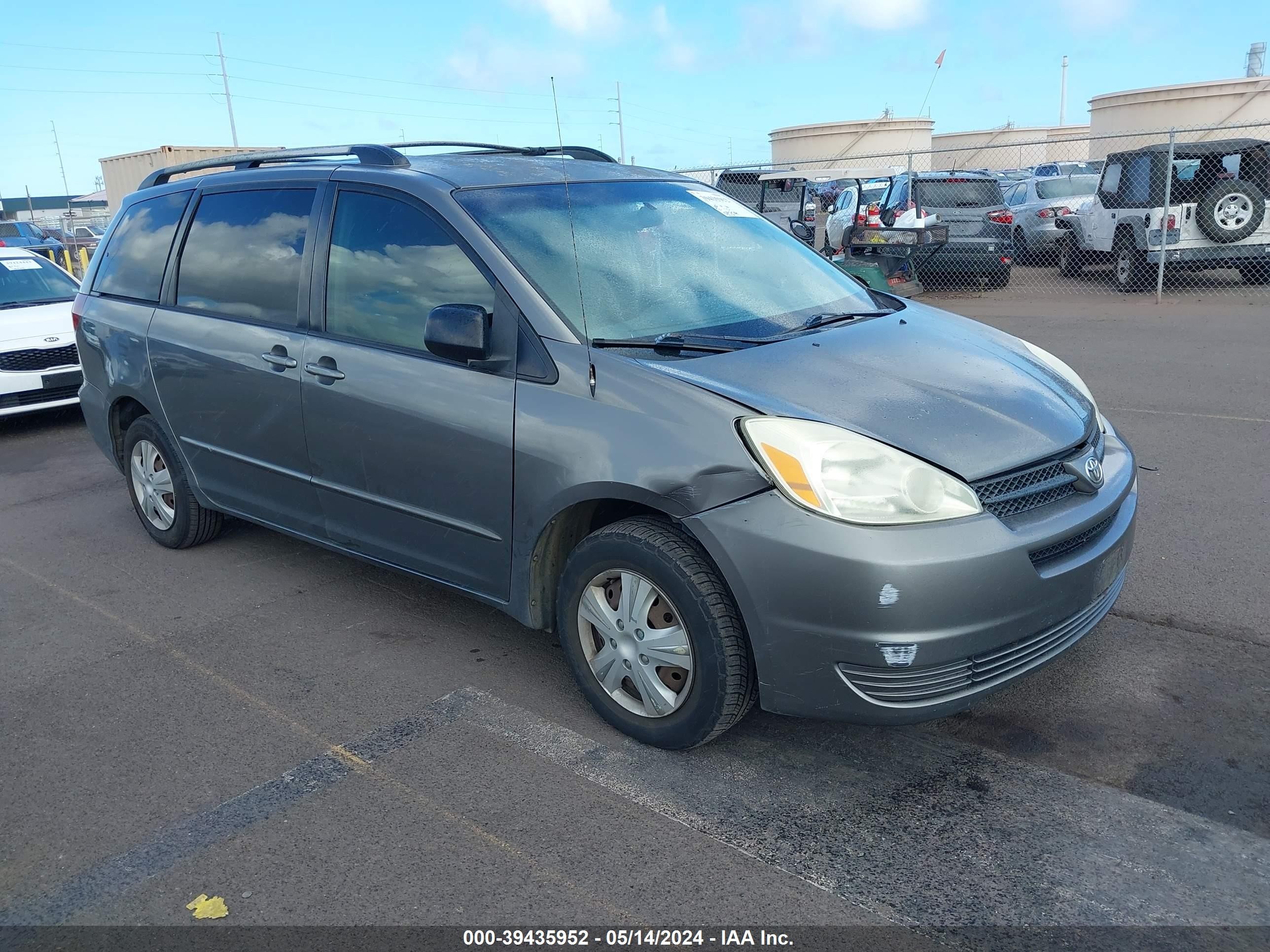 TOYOTA SIENNA 2005 5tdza23c55s237383