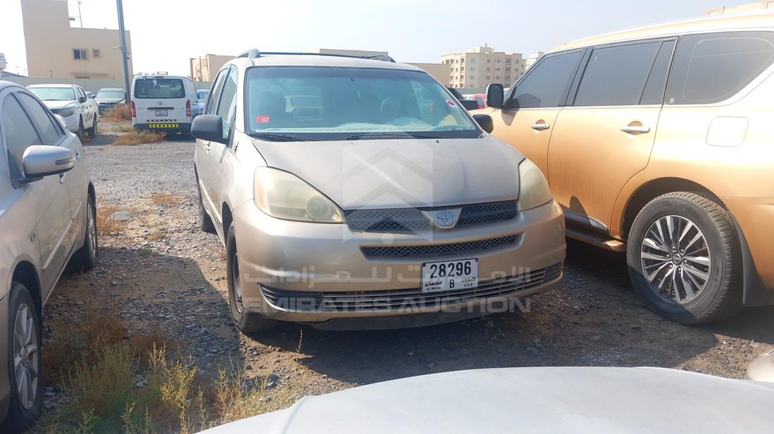 TOYOTA SIENNA 2004 5tdza23c649055447