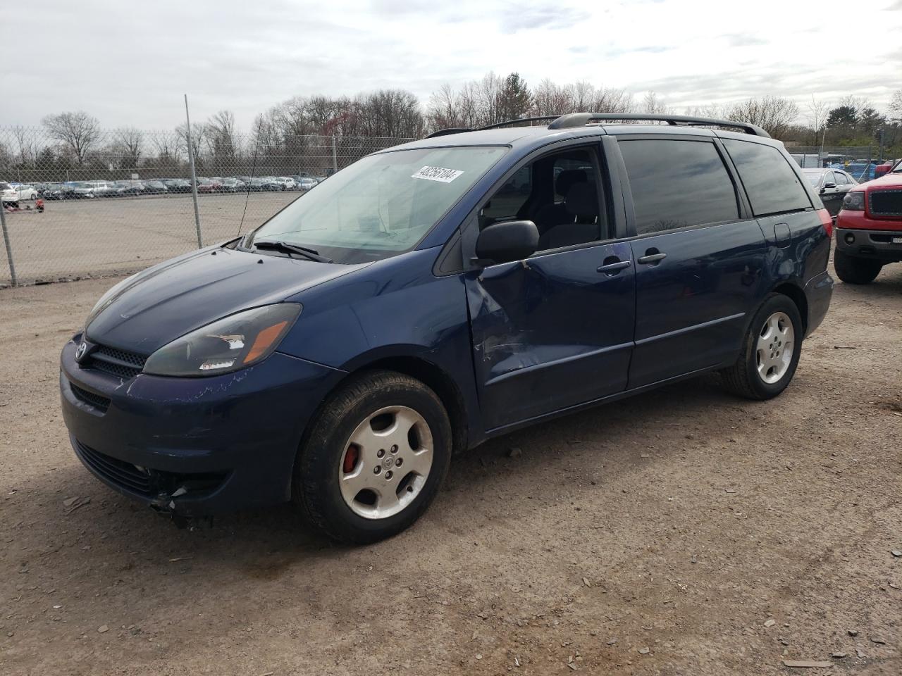 TOYOTA SIENNA 2004 5tdza23c64s062317