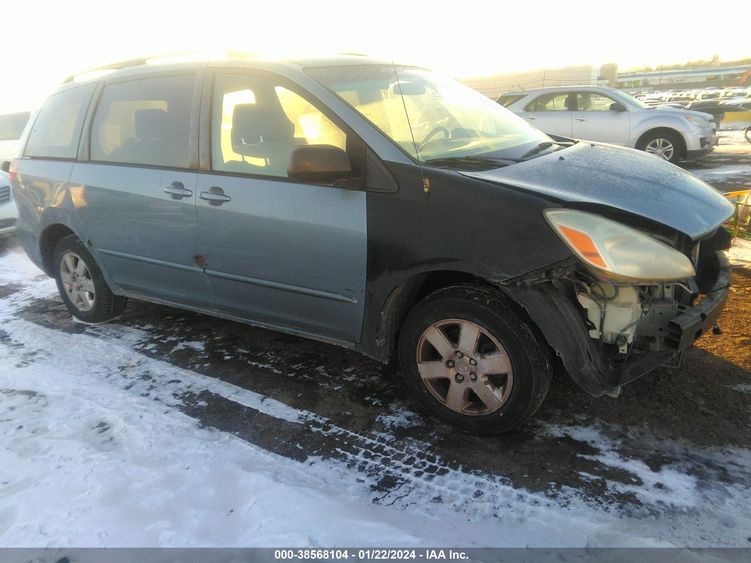 TOYOTA SIENNA 2004 5tdza23c64s153264