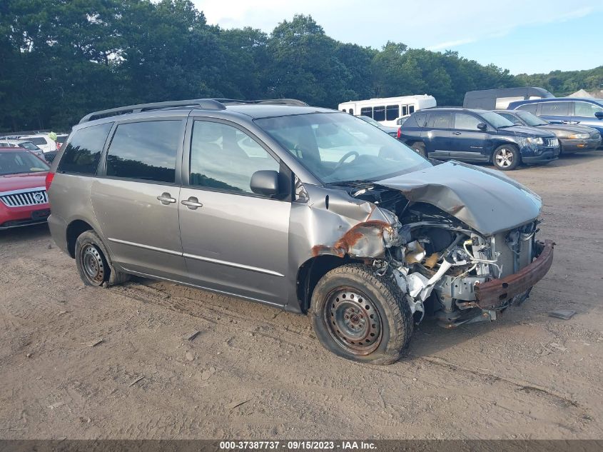 TOYOTA SIENNA 2004 5tdza23c64s186670