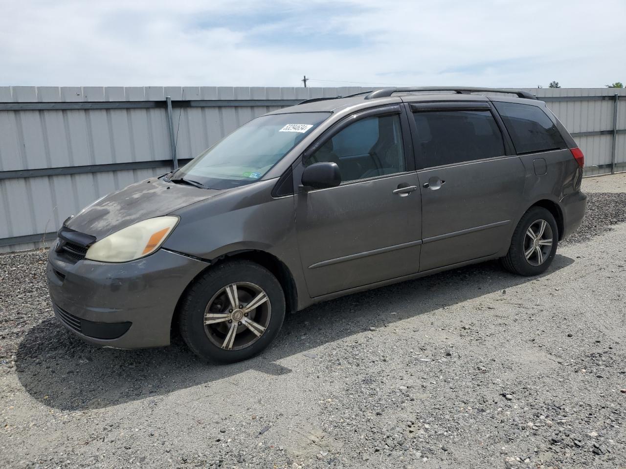 TOYOTA SIENNA 2005 5tdza23c65s271381