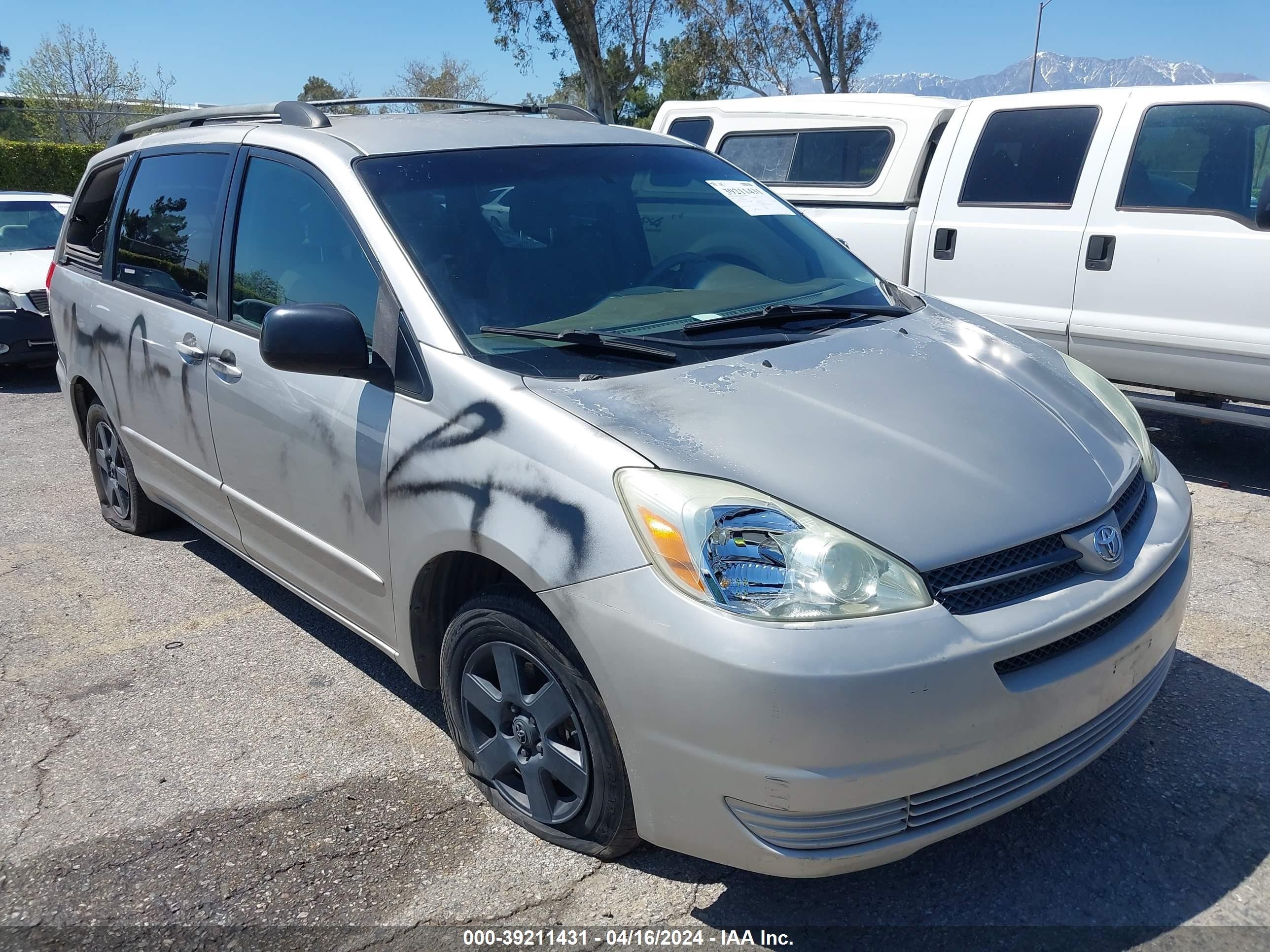 TOYOTA SIENNA 2004 5tdza23c94s039405