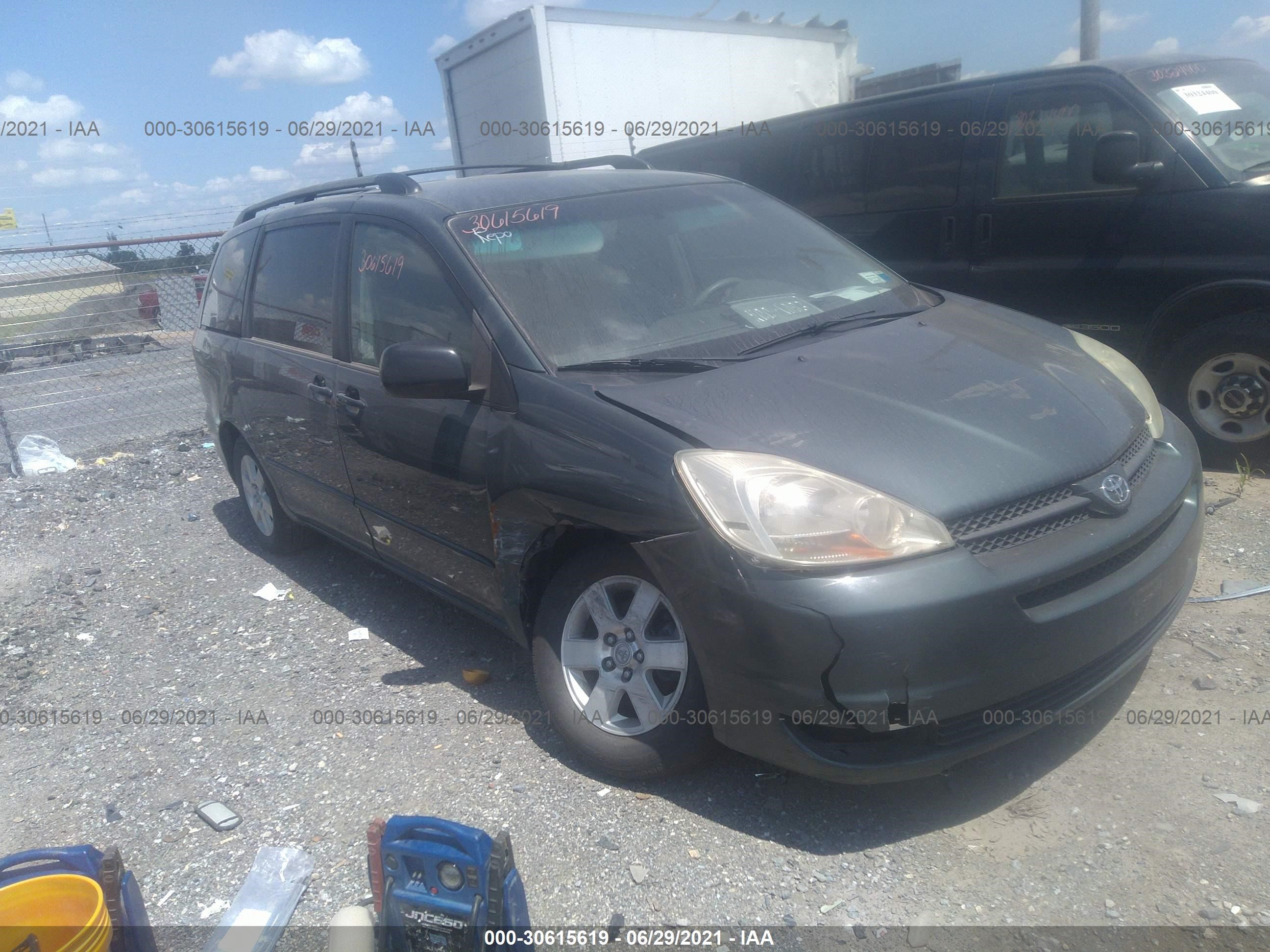 TOYOTA SIENNA 2004 5tdza23c94s075465