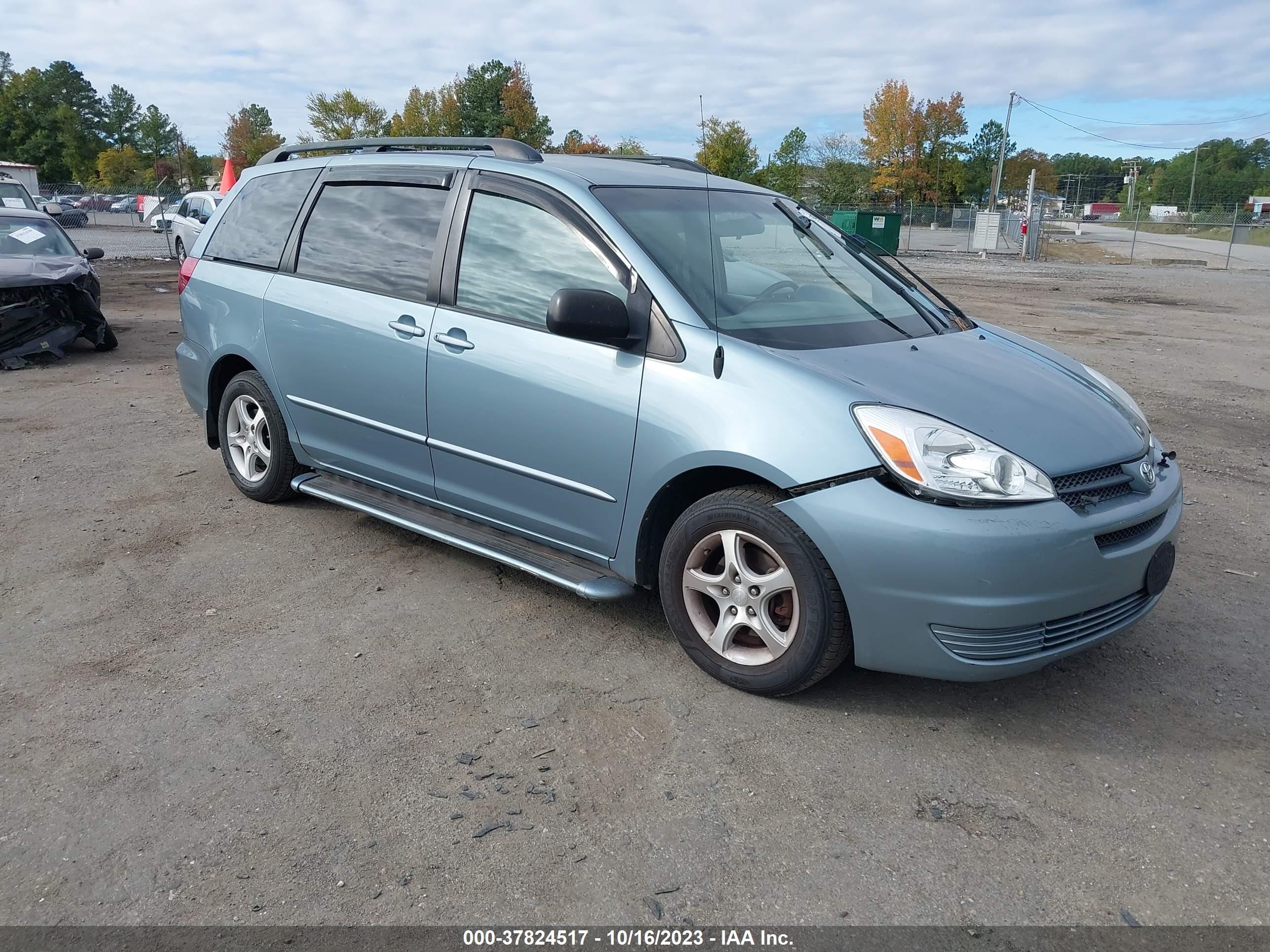 TOYOTA SIENNA 2005 5tdza23c95s235796