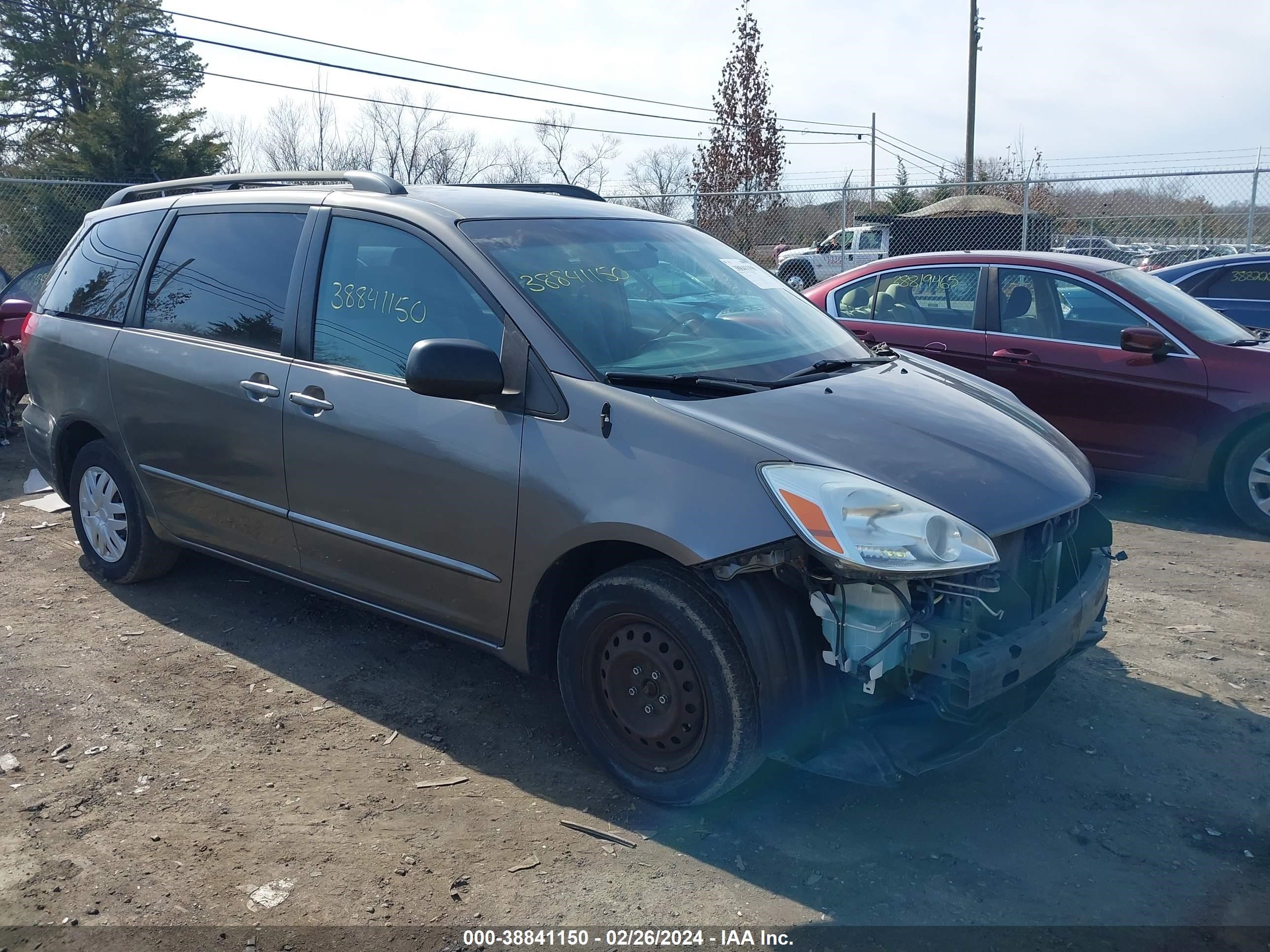 TOYOTA SIENNA 2005 5tdza23c95s287283