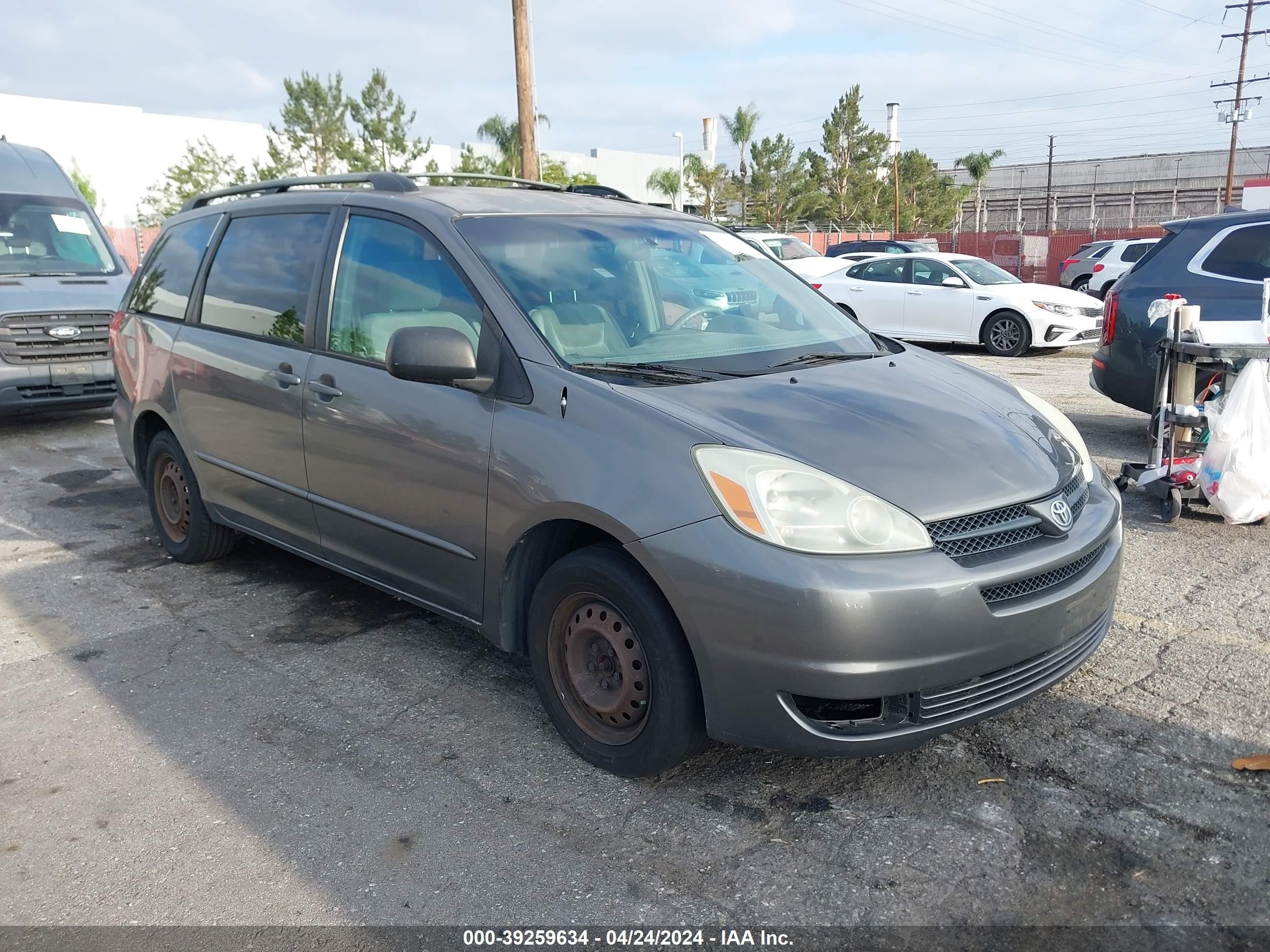 TOYOTA SIENNA 2004 5tdza23cx4s040580