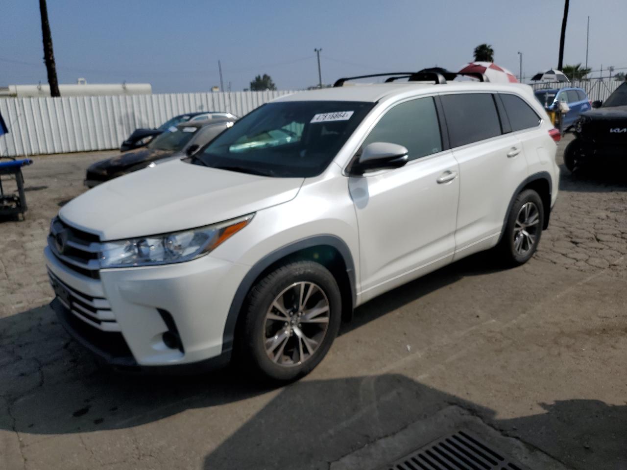 TOYOTA HIGHLANDER 2018 5tdzarfh0js038736