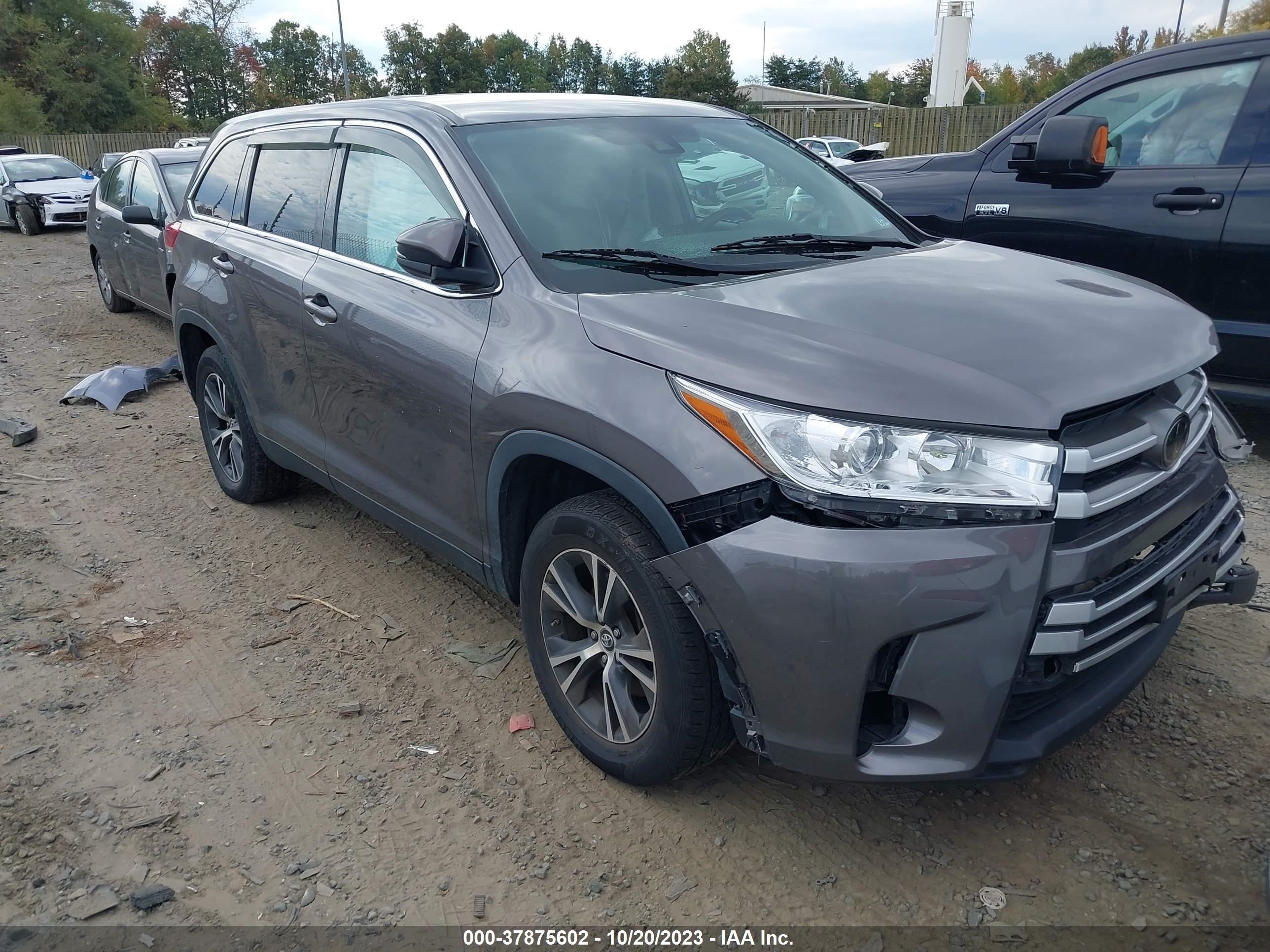 TOYOTA HIGHLANDER 2019 5tdzarfh5ks048826