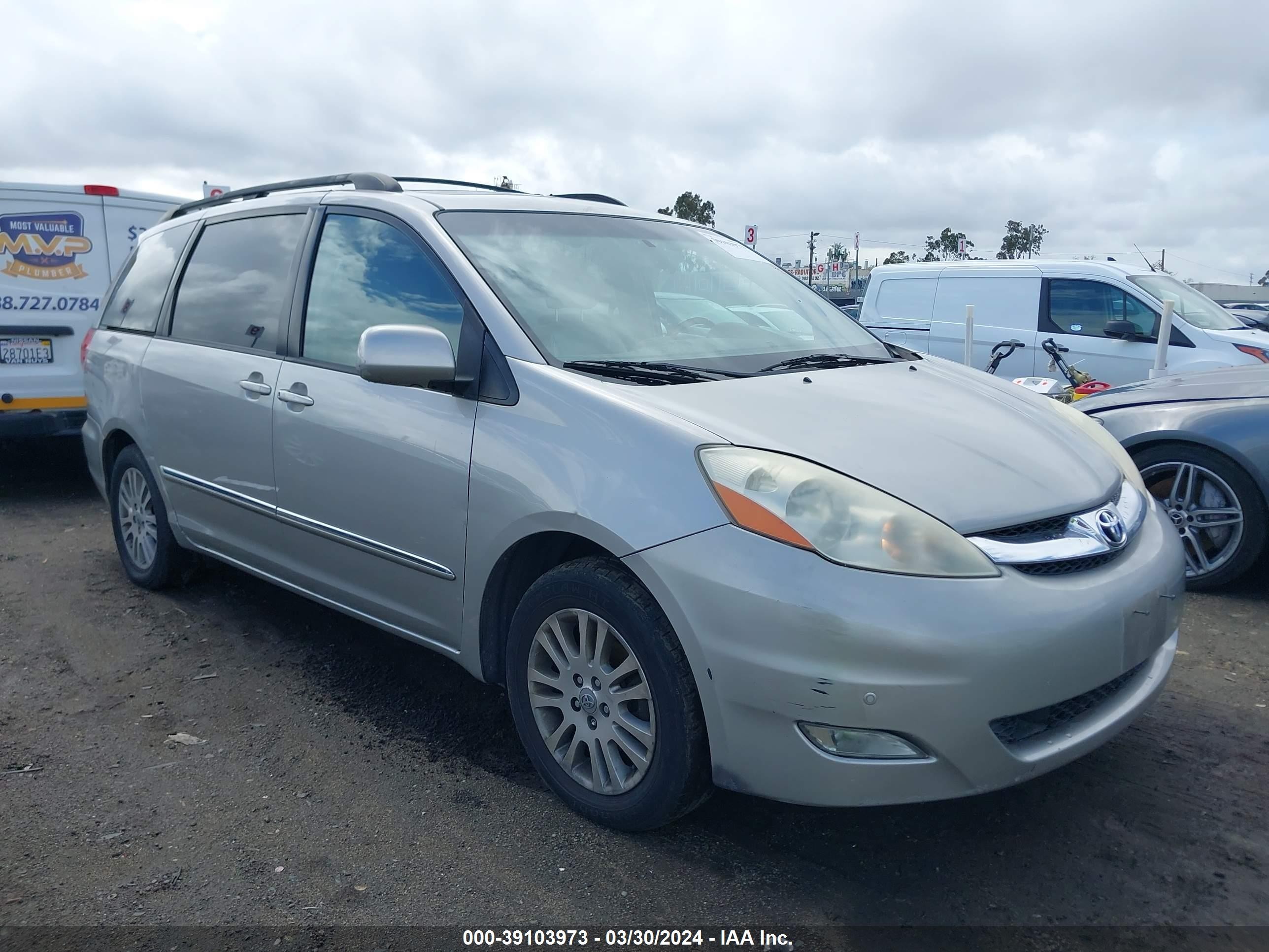 TOYOTA SIENNA 2007 5tdzk22c07s064485