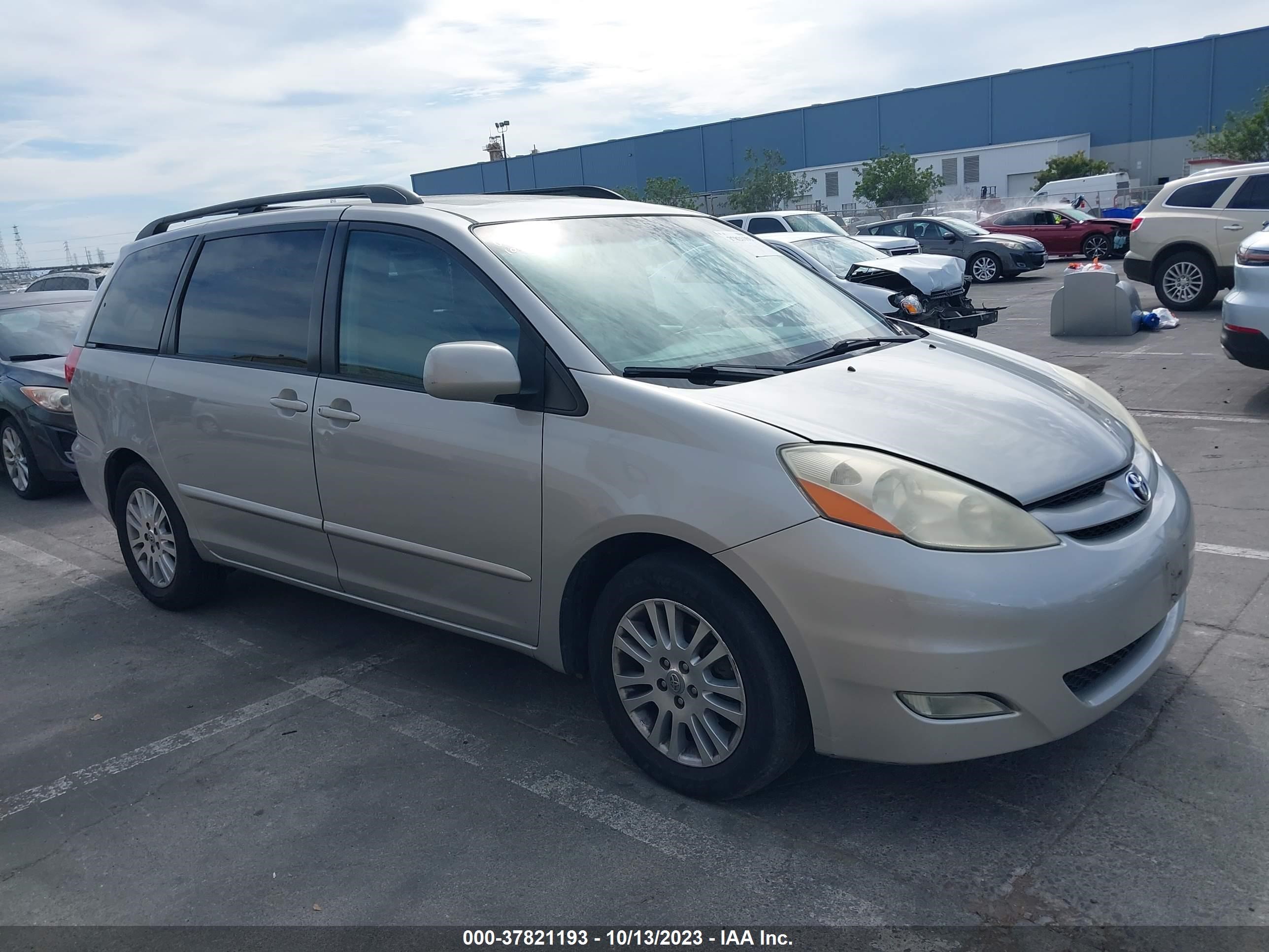 TOYOTA SIENNA 2007 5tdzk22c17s042527