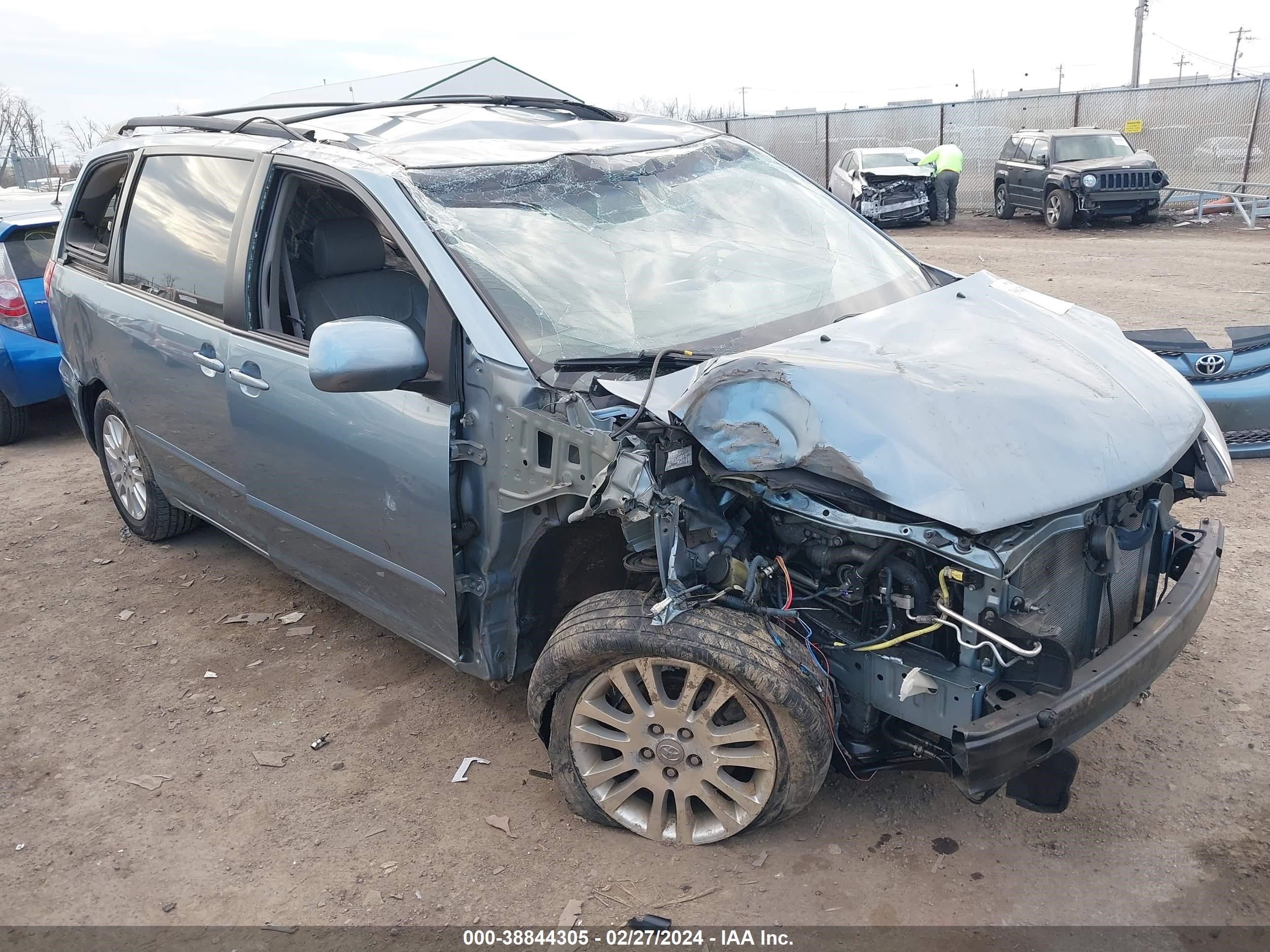 TOYOTA SIENNA 2008 5tdzk22c18s130849