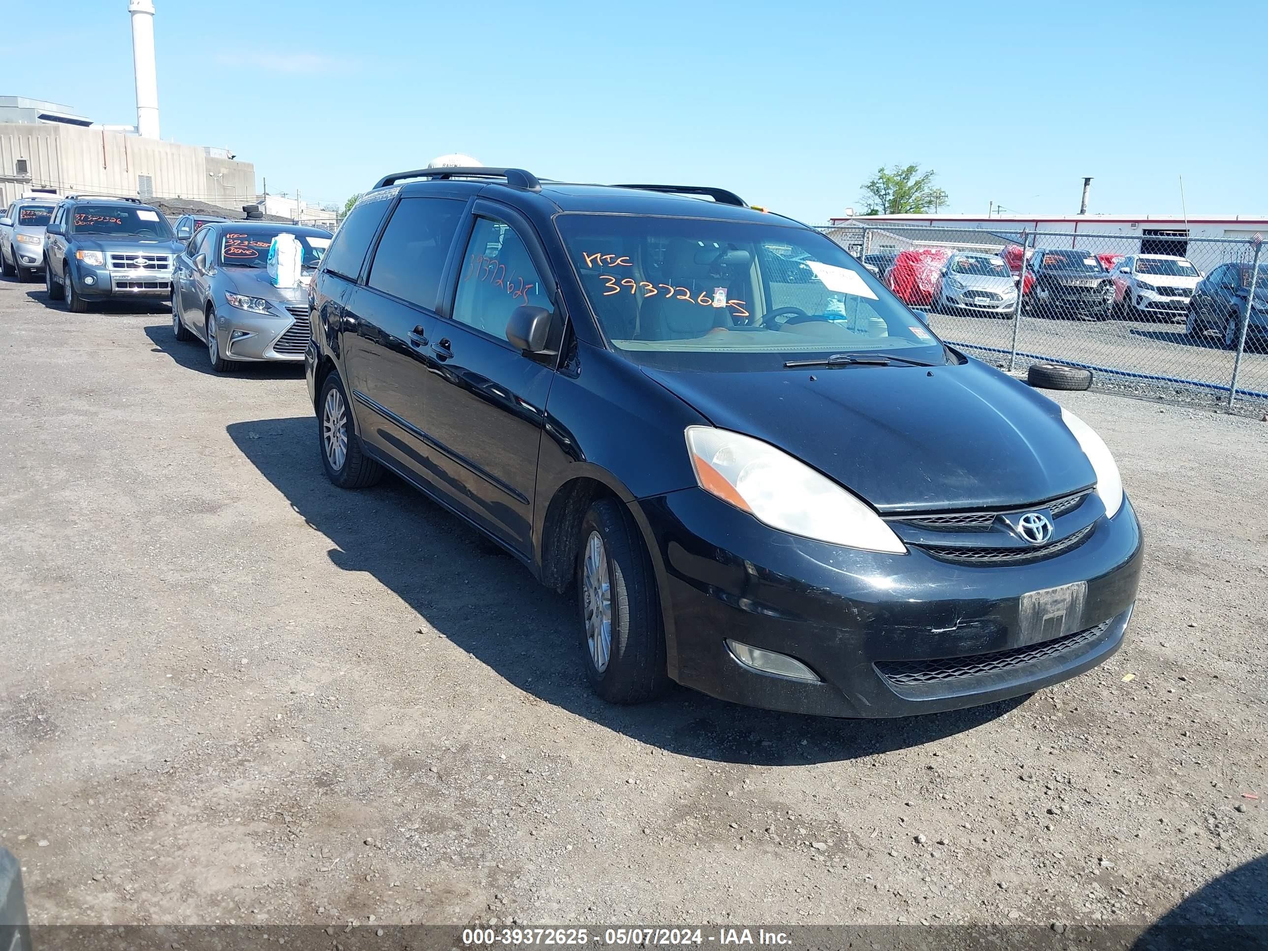 TOYOTA SIENNA 2008 5tdzk22c18s198231