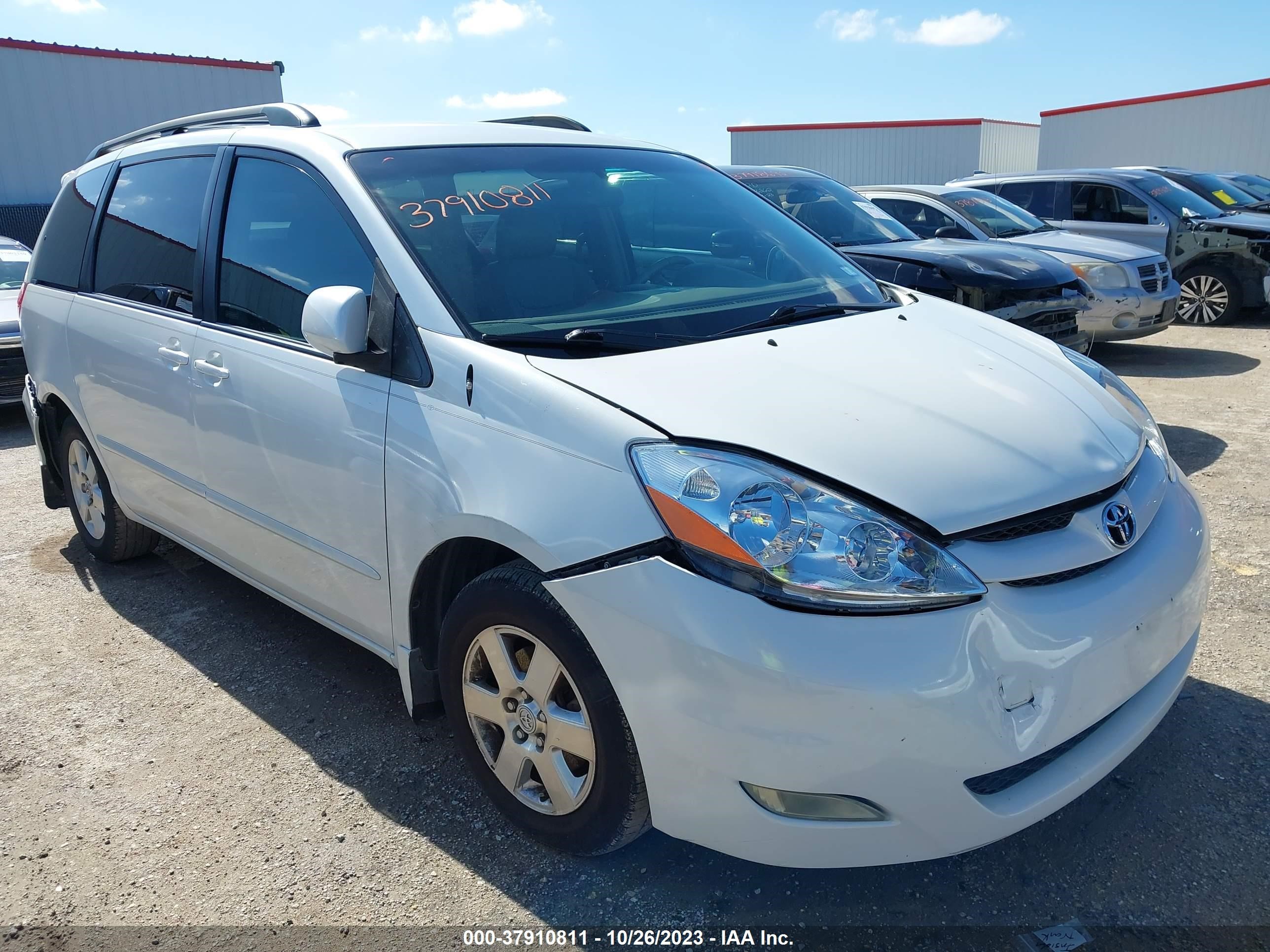 TOYOTA SIENNA 2008 5tdzk22c28s168672