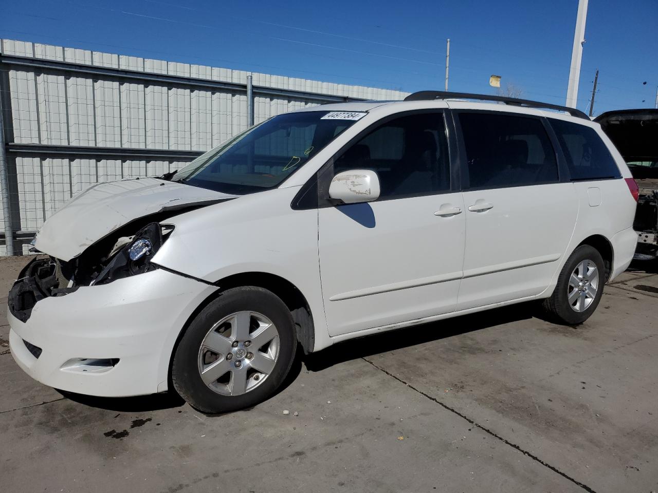 TOYOTA SIENNA 2008 5tdzk22c28s175430