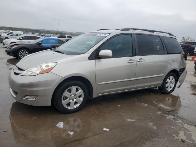 TOYOTA SIENNA XLE 2009 5tdzk22c39s247057