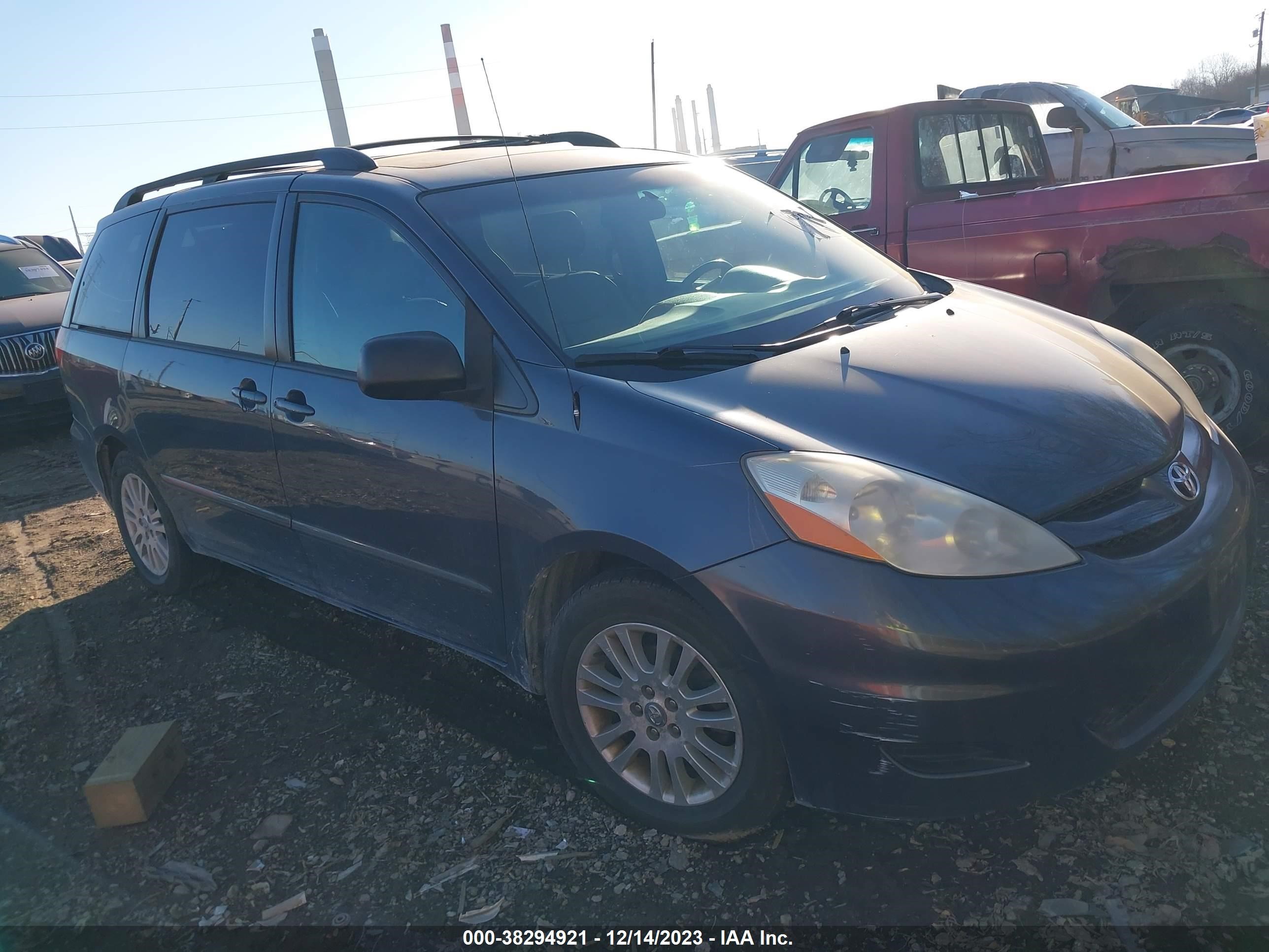 TOYOTA SIENNA 2008 5tdzk22c78s195835