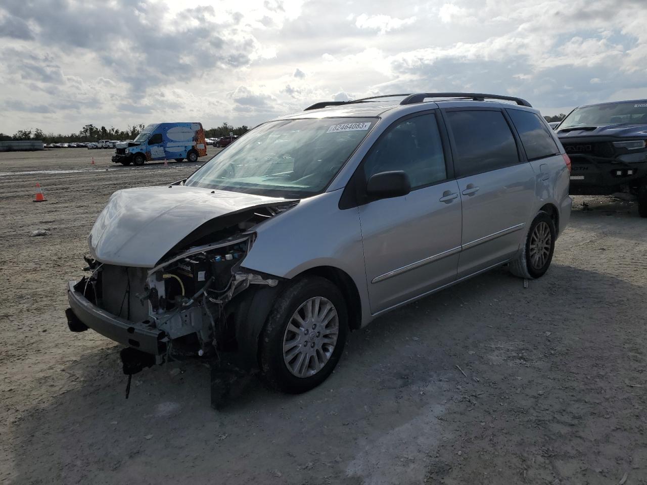 TOYOTA SIENNA 2008 5tdzk22c88s113966