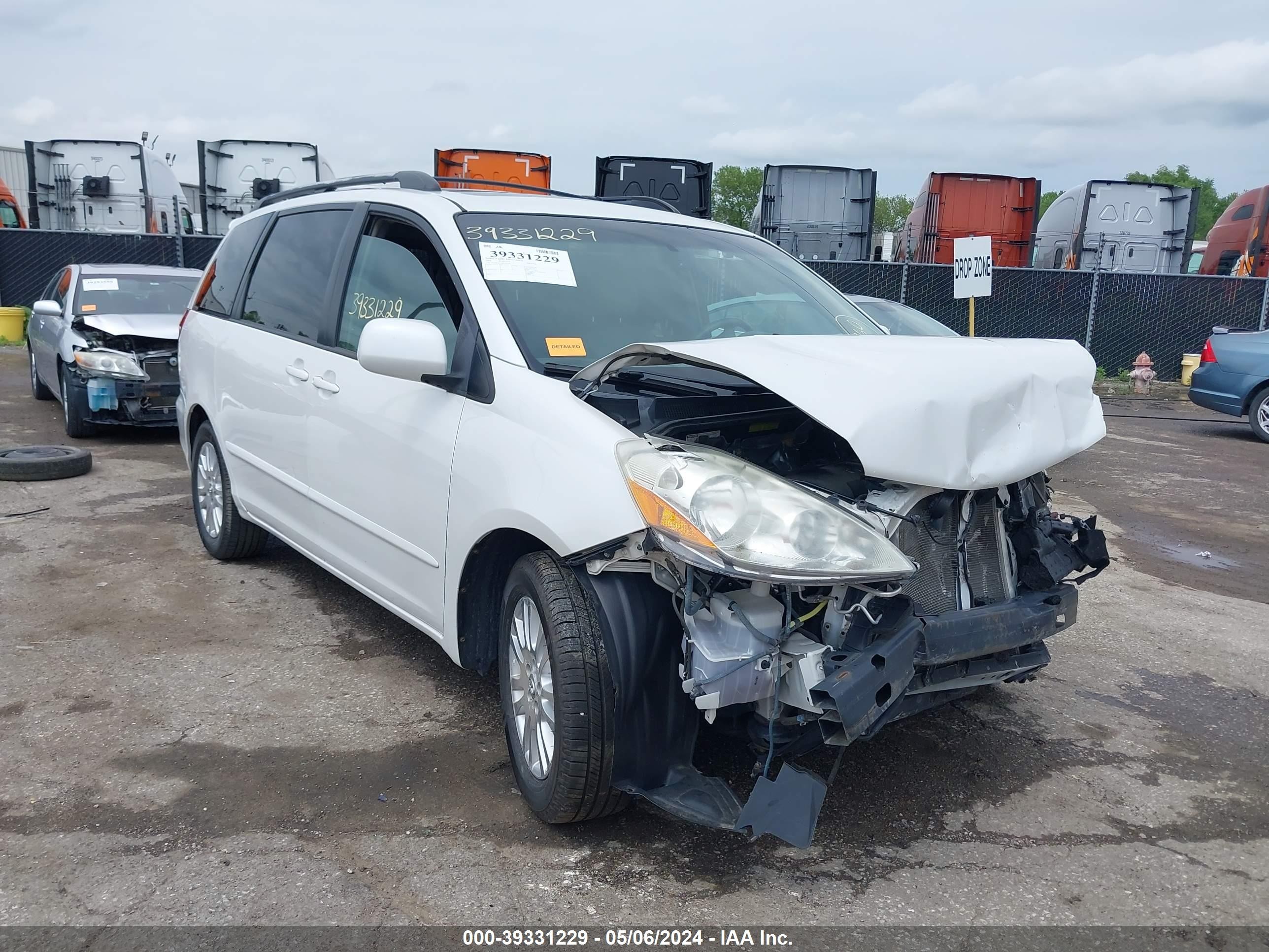 TOYOTA SIENNA 2008 5tdzk22c88s194709