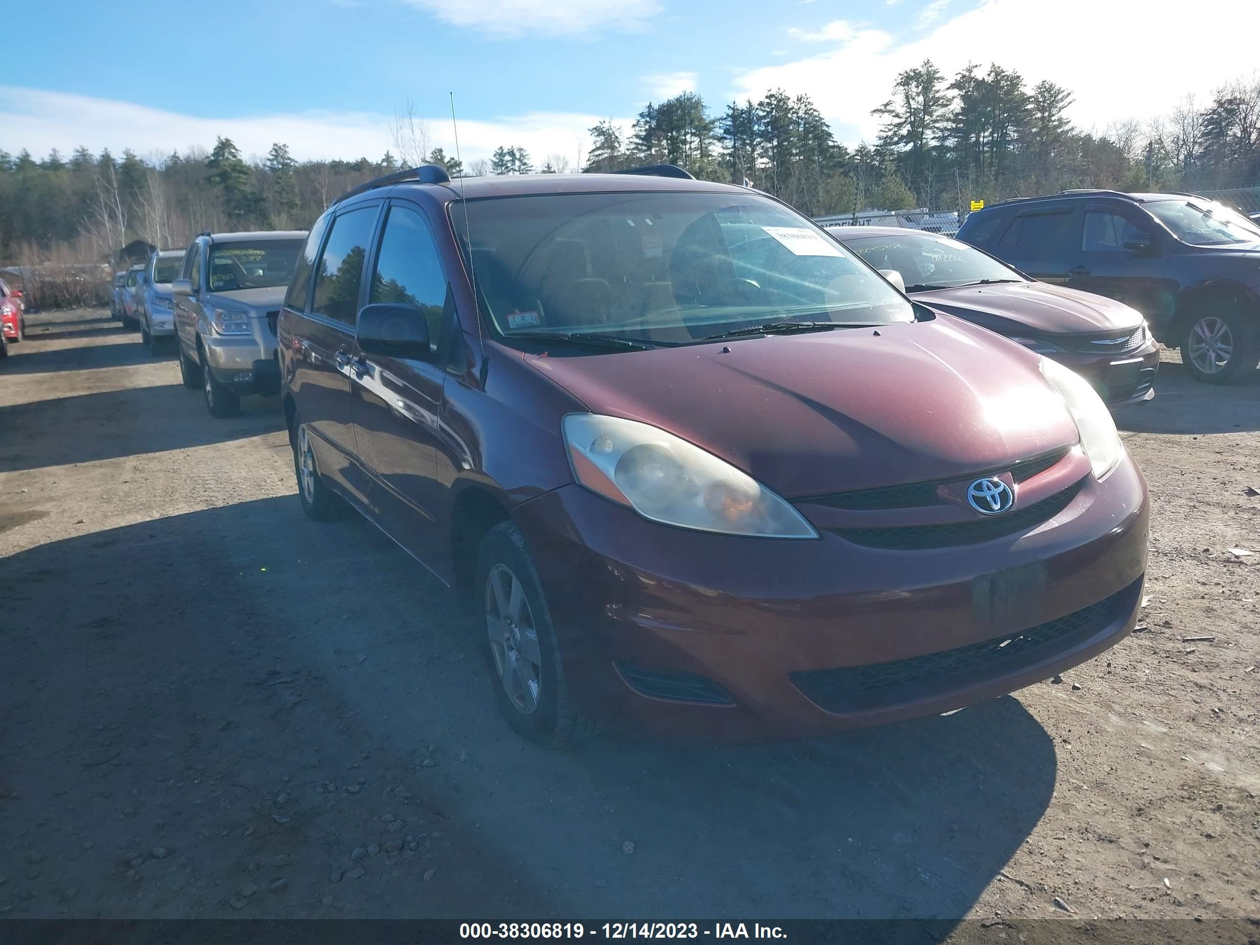 TOYOTA SIENNA 2007 5tdzk23c07s006178