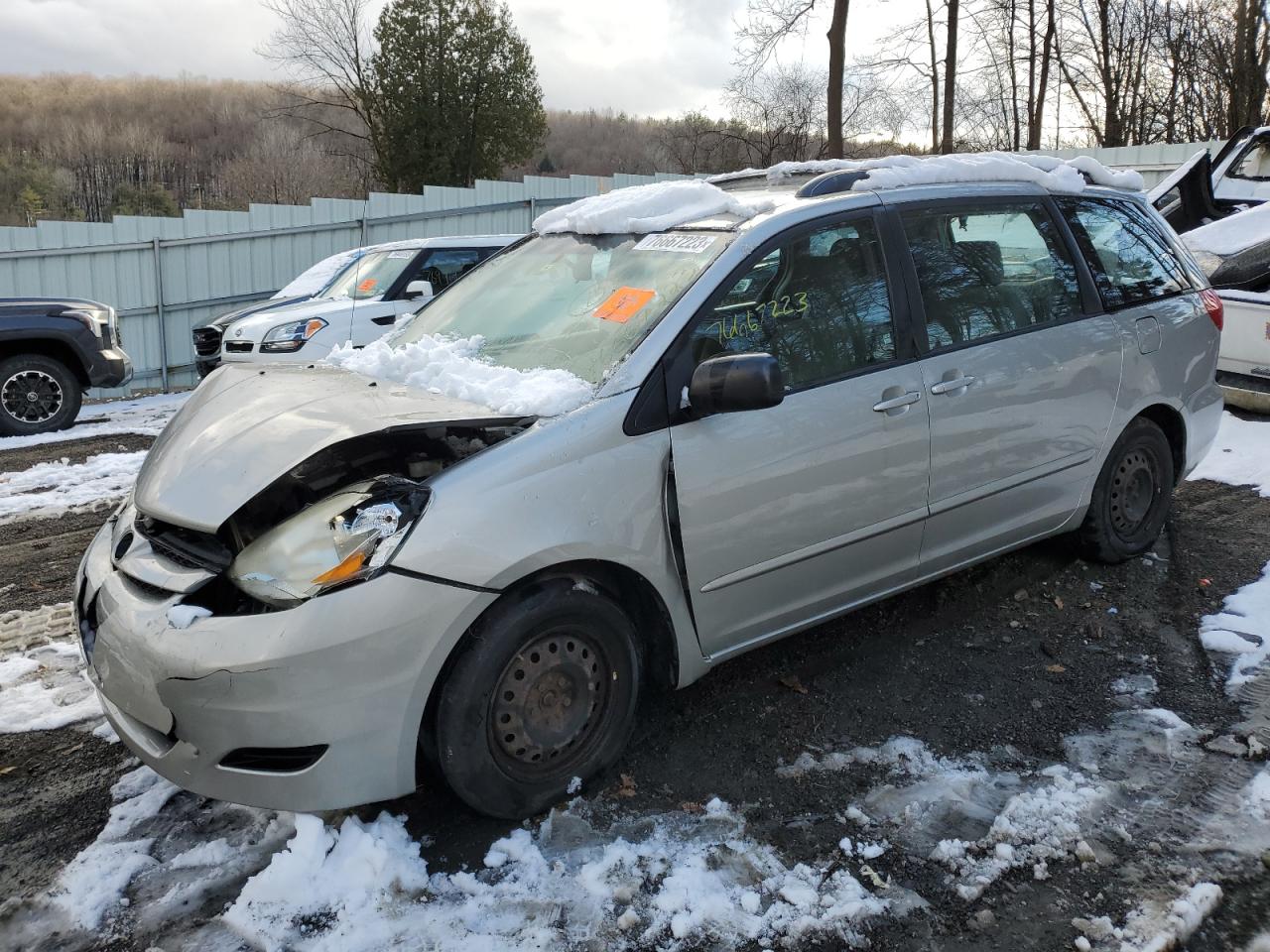 TOYOTA SIENNA 2008 5tdzk23c08s150427