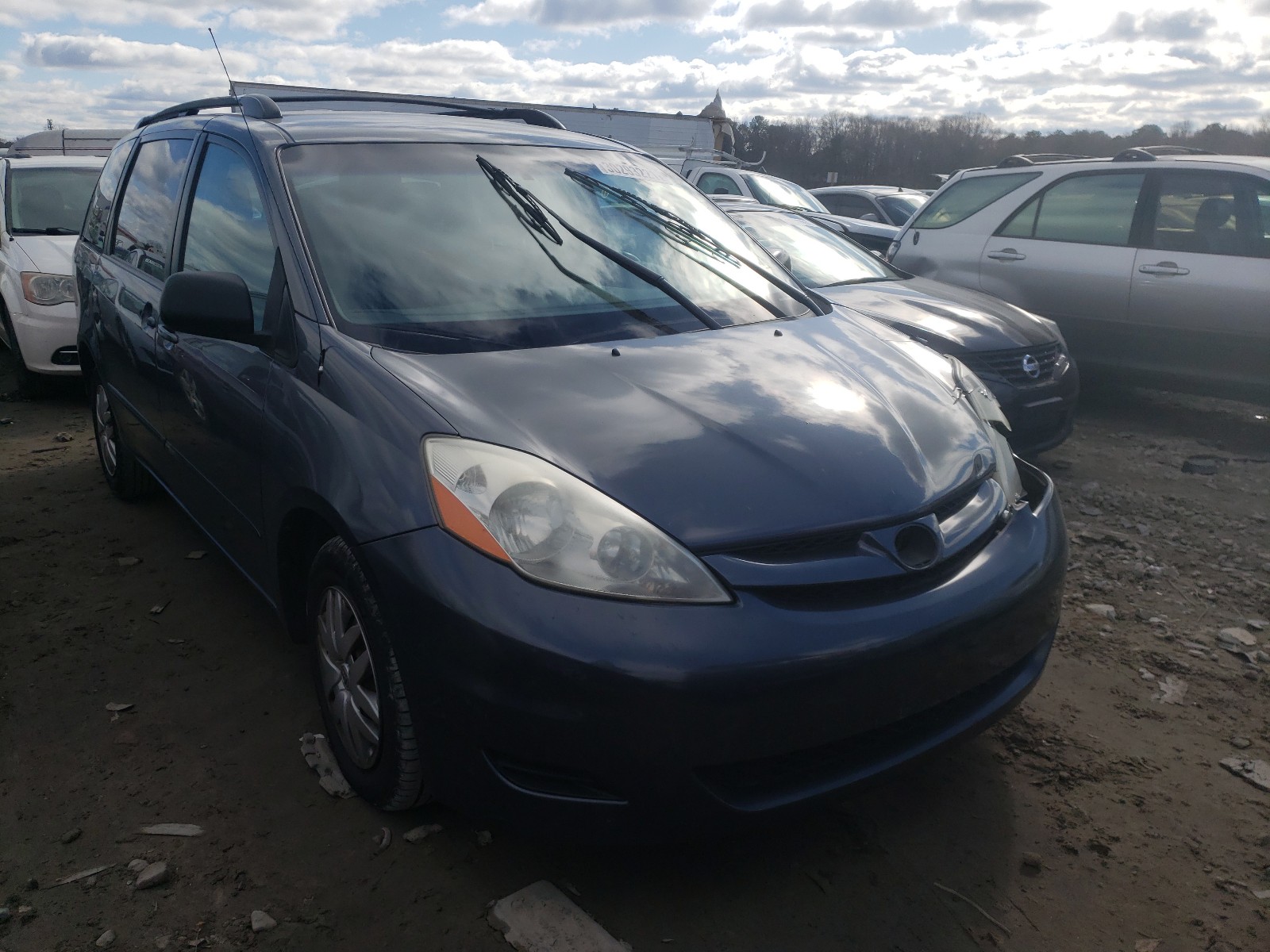 TOYOTA SIENNA CE 2007 5tdzk23c17s007016