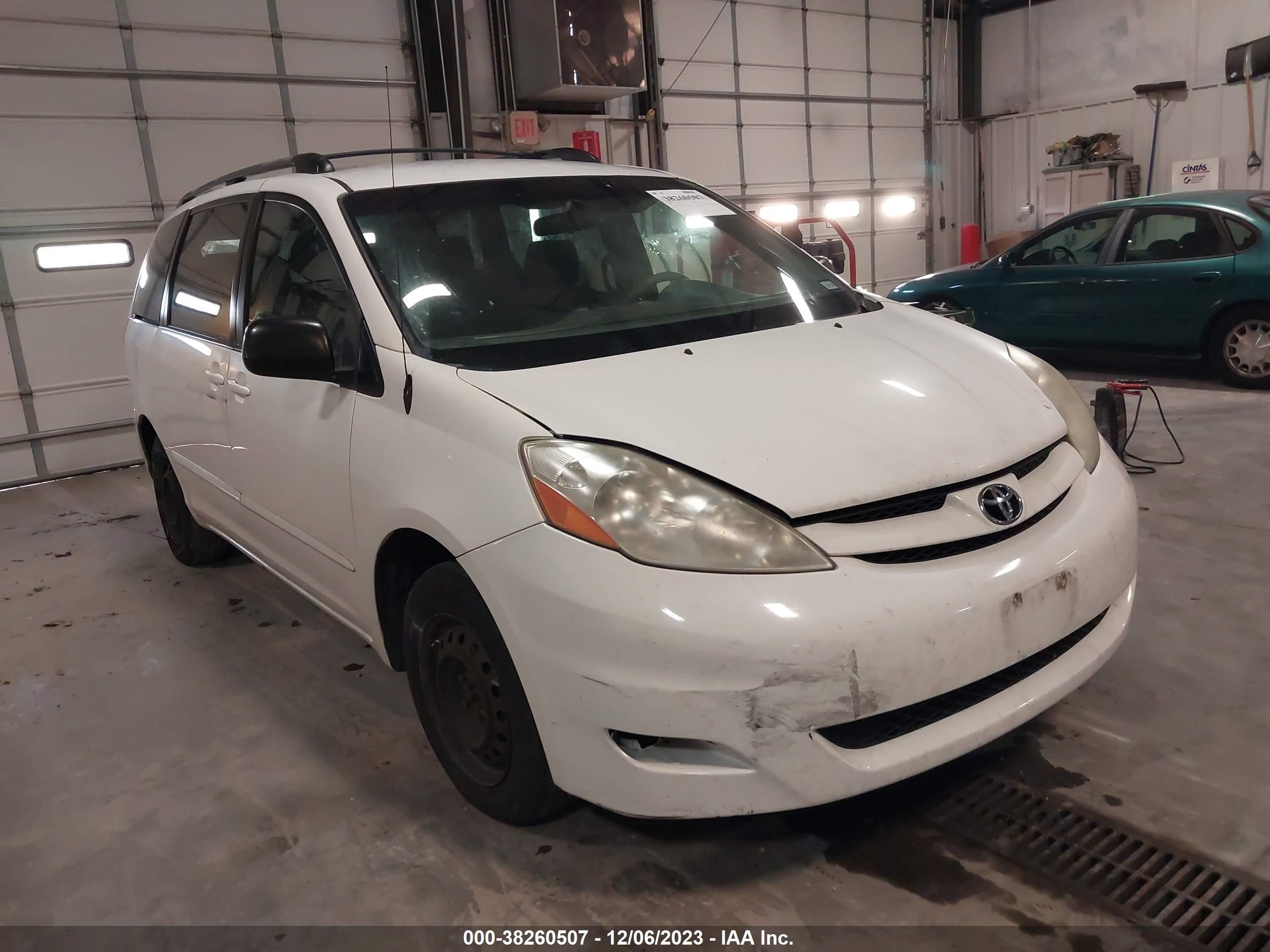 TOYOTA SIENNA 2007 5tdzk23c17s014564