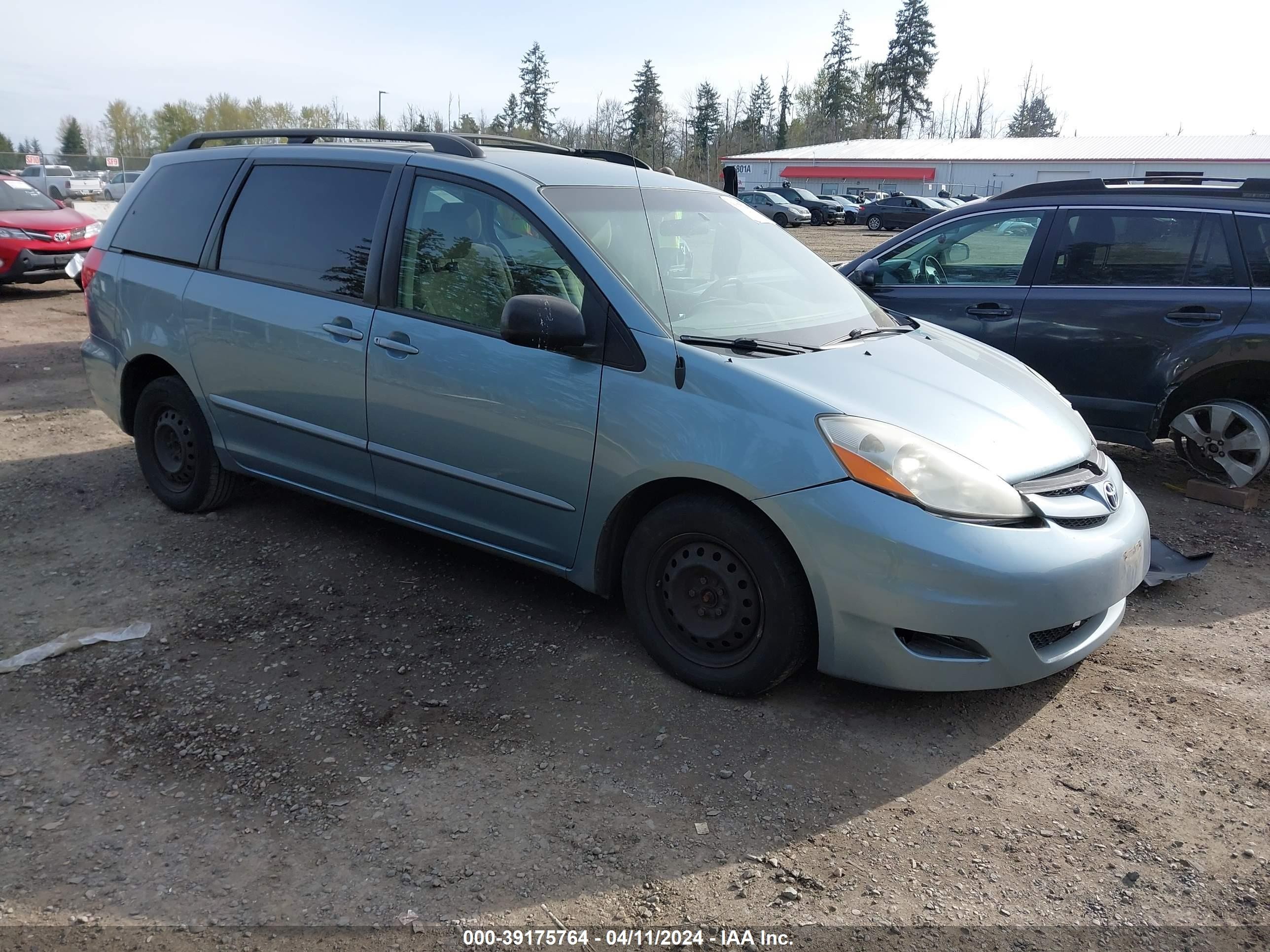 TOYOTA SIENNA 2008 5tdzk23c18s163476