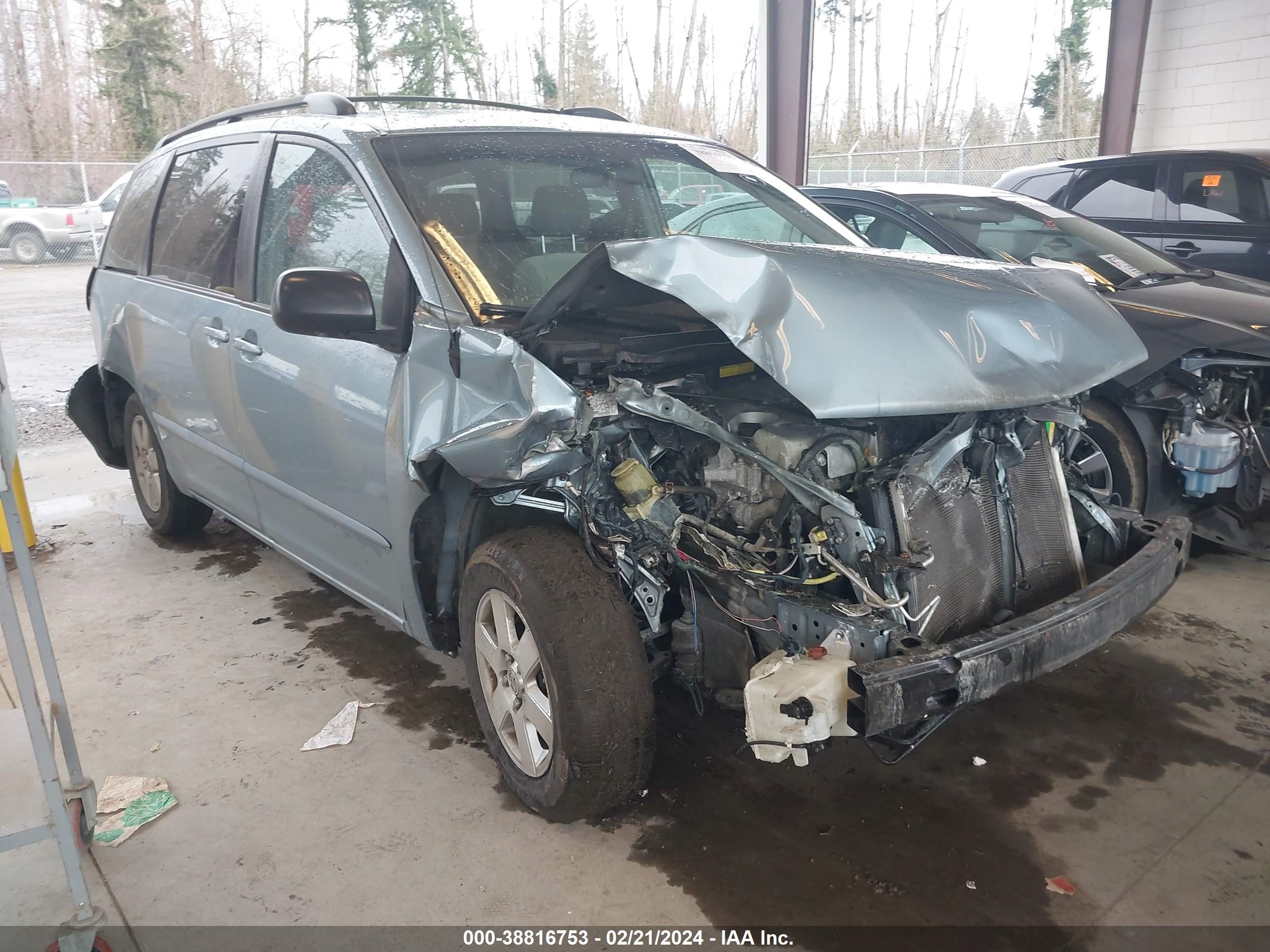 TOYOTA SIENNA 2007 5tdzk23c27s075535