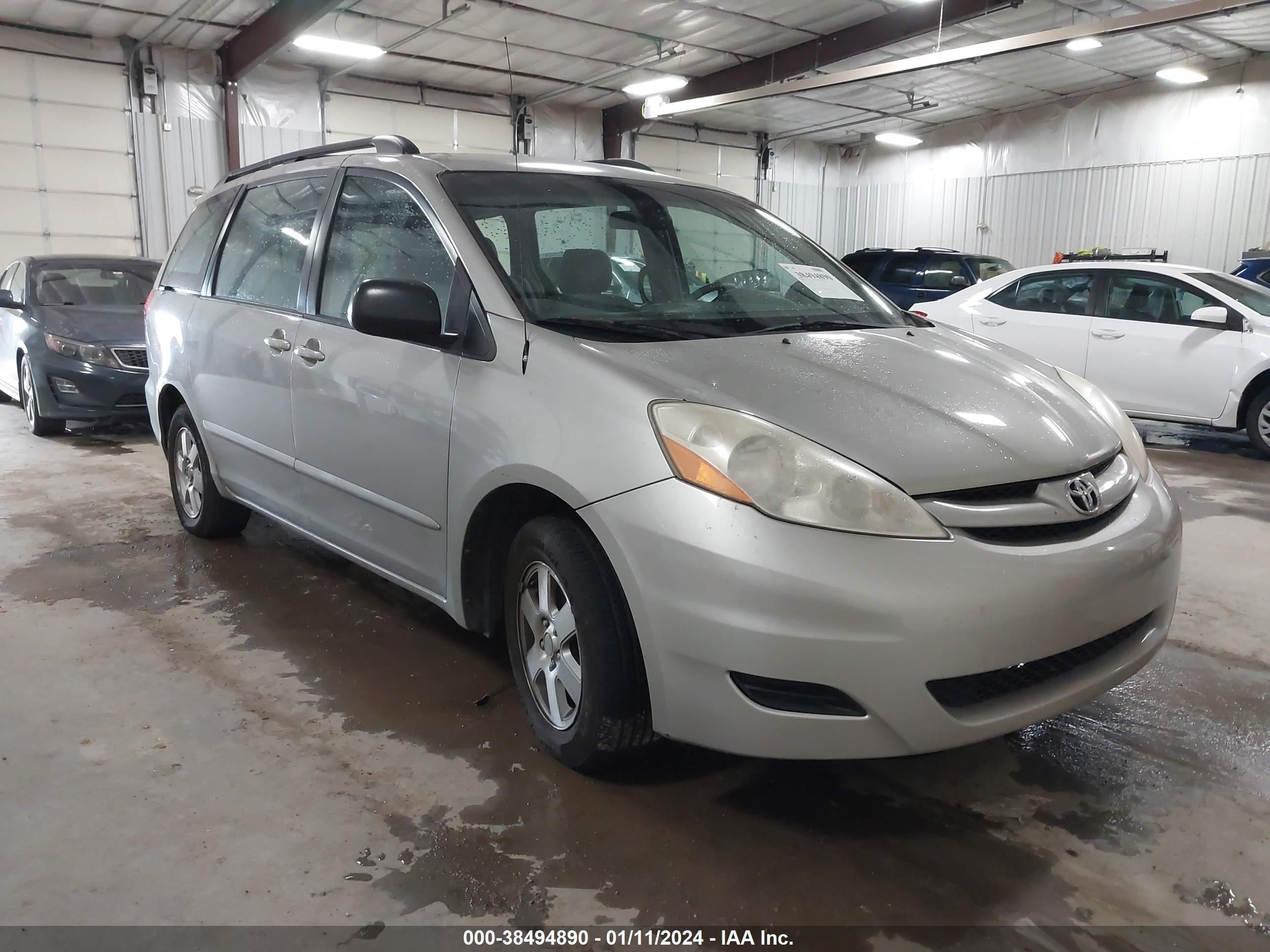 TOYOTA SIENNA 2007 5tdzk23c37s061661