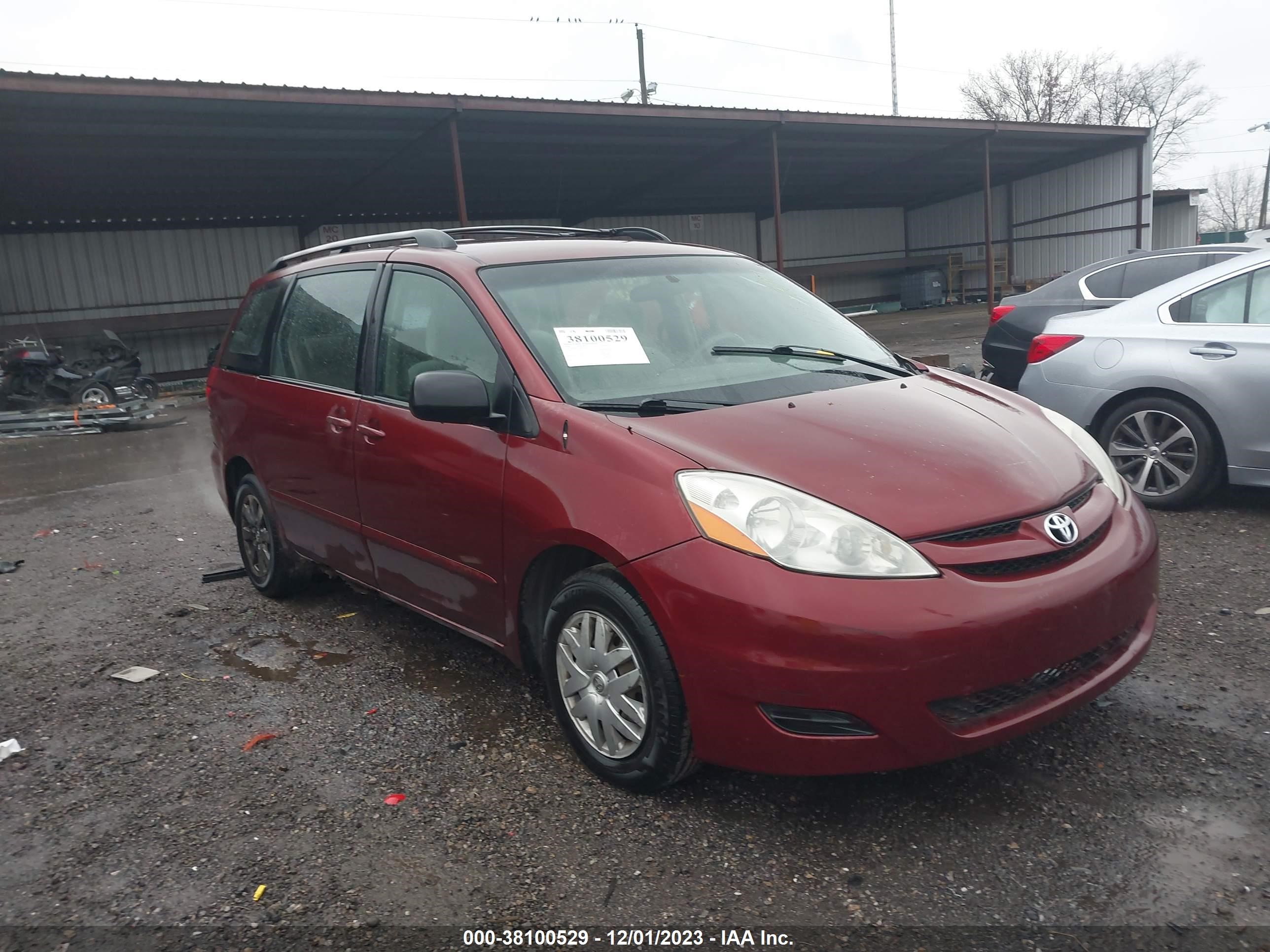 TOYOTA SIENNA 2008 5tdzk23c38s112397