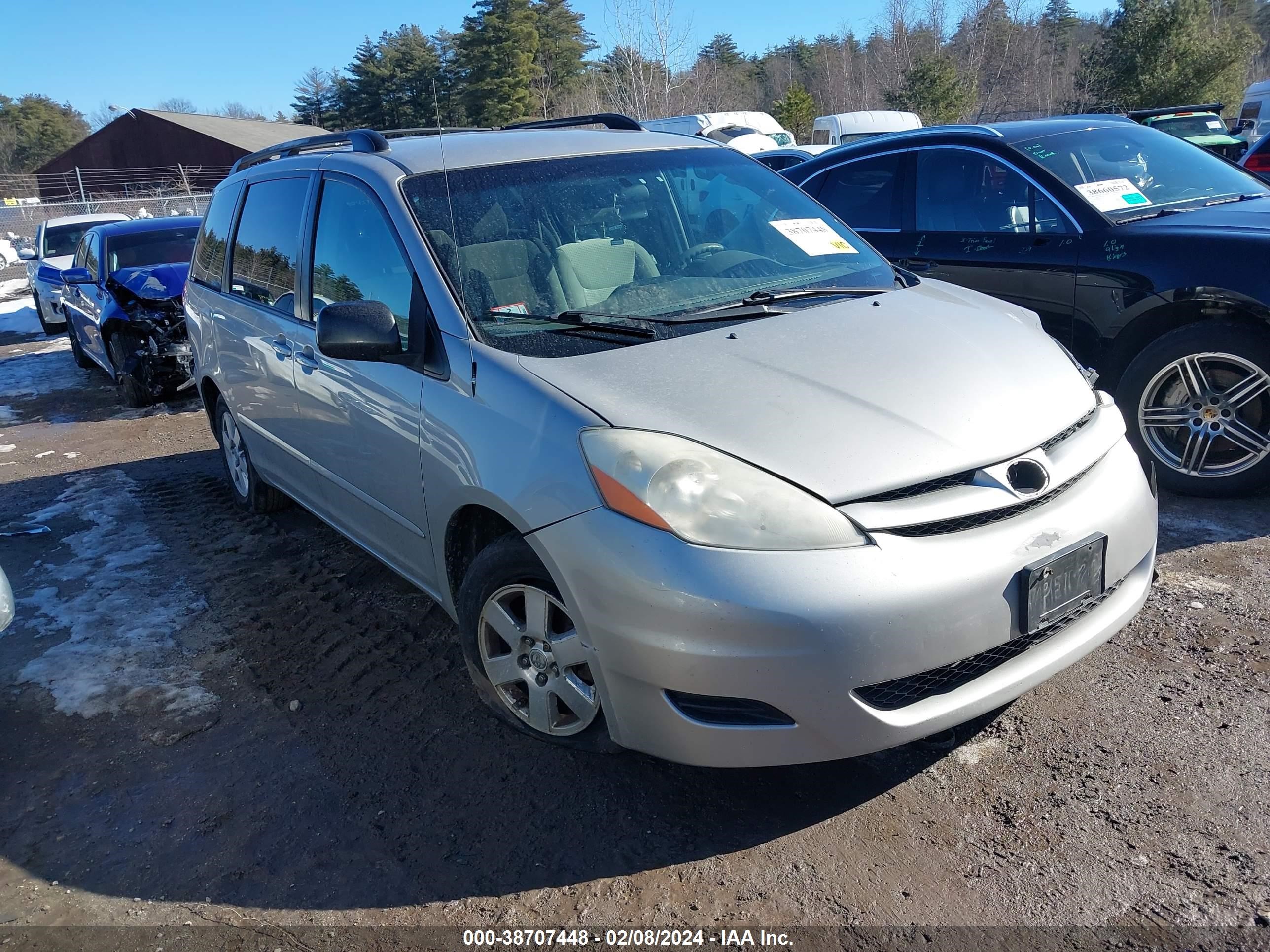 TOYOTA SIENNA 2008 5tdzk23c38s205534