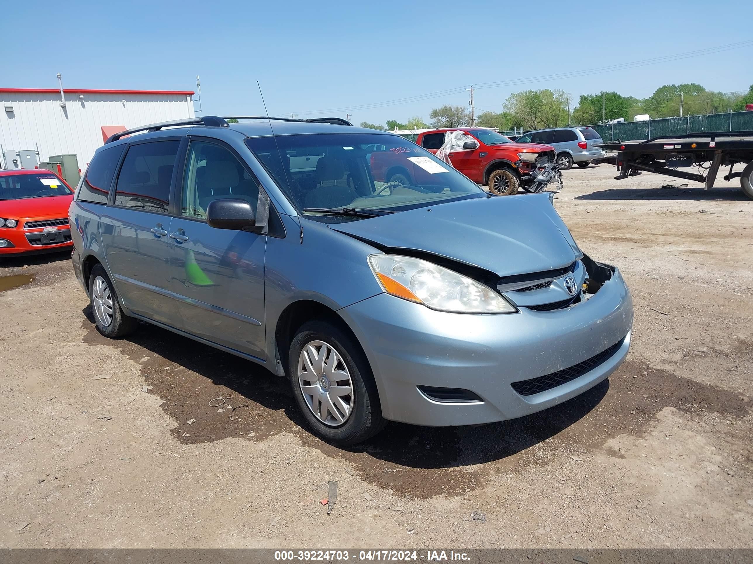 TOYOTA SIENNA 2008 5tdzk23c38s222401