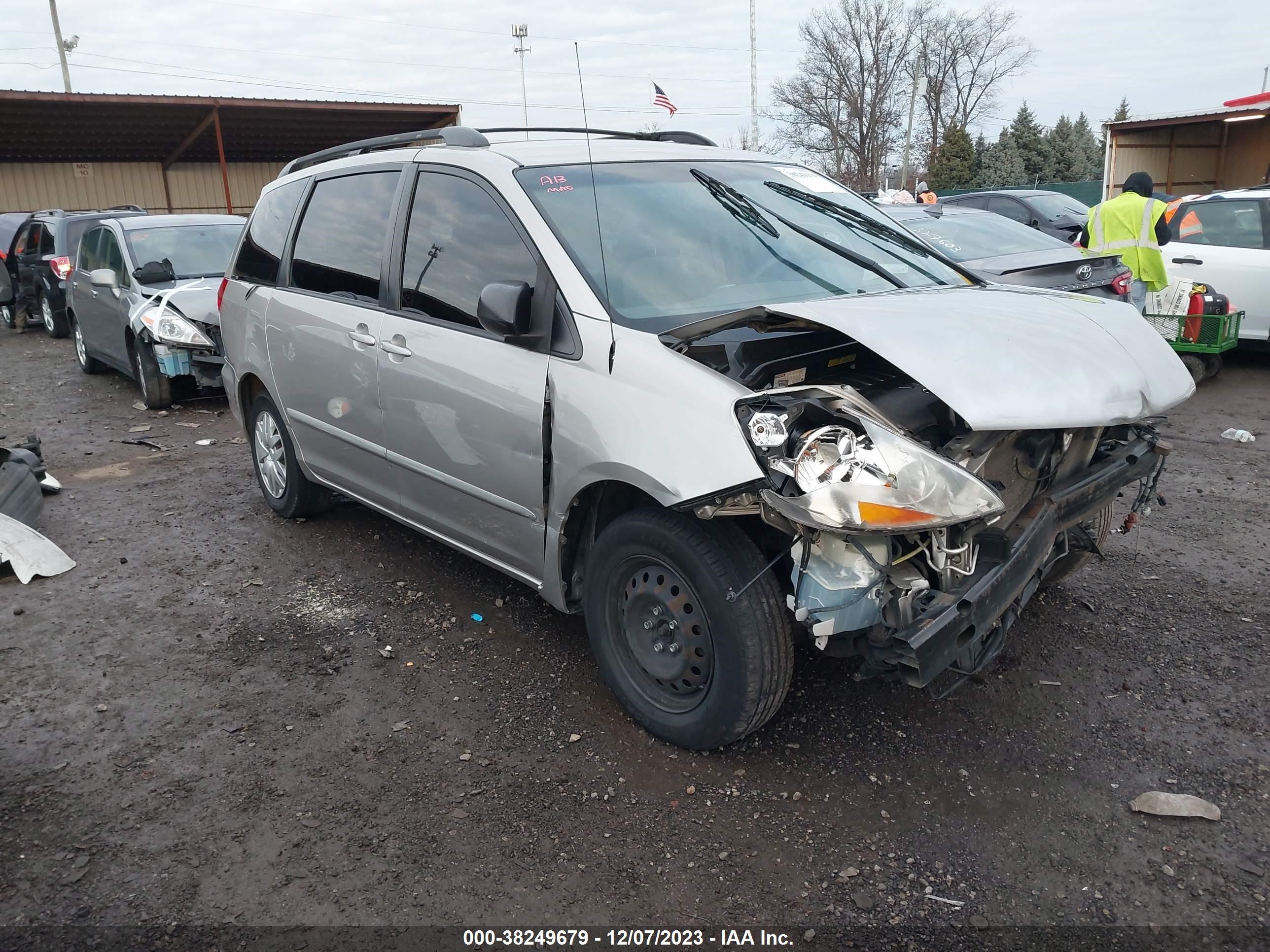 TOYOTA SIENNA 2009 5tdzk23c39s244416