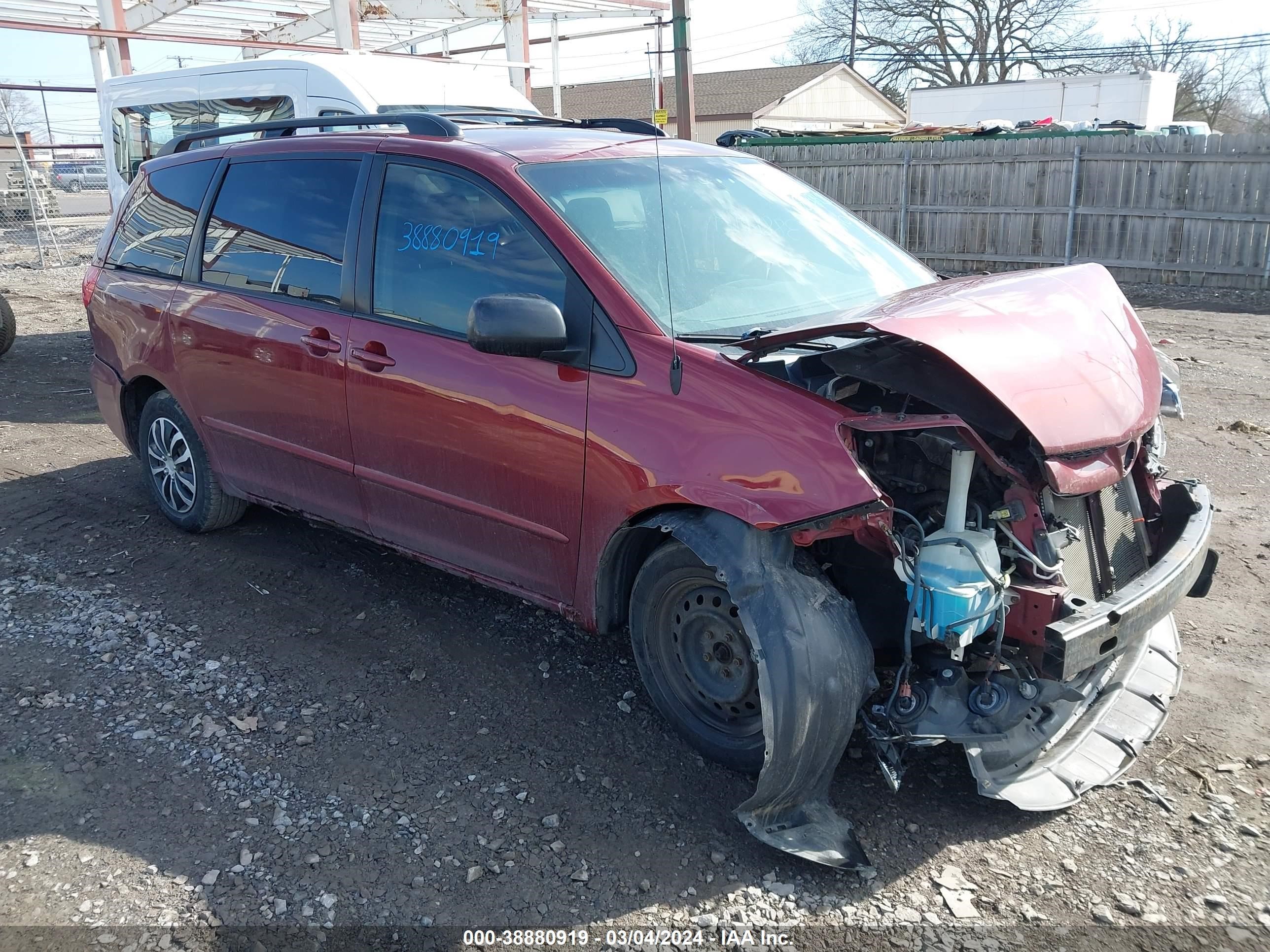 TOYOTA SIENNA 2009 5tdzk23c39s260566