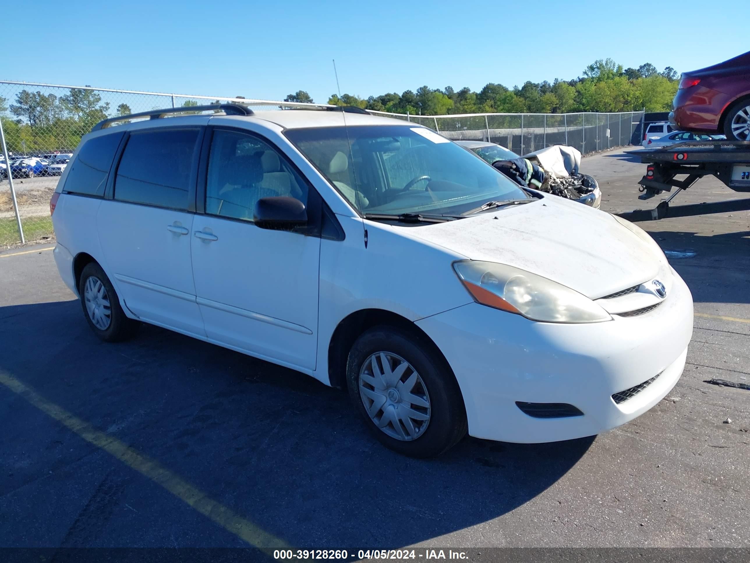 TOYOTA SIENNA 2007 5tdzk23c57s028693