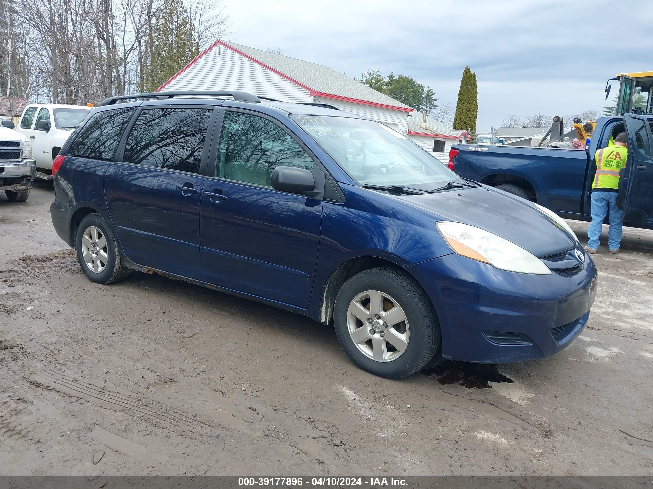 TOYOTA SIENNA 2007 5tdzk23c57s079076