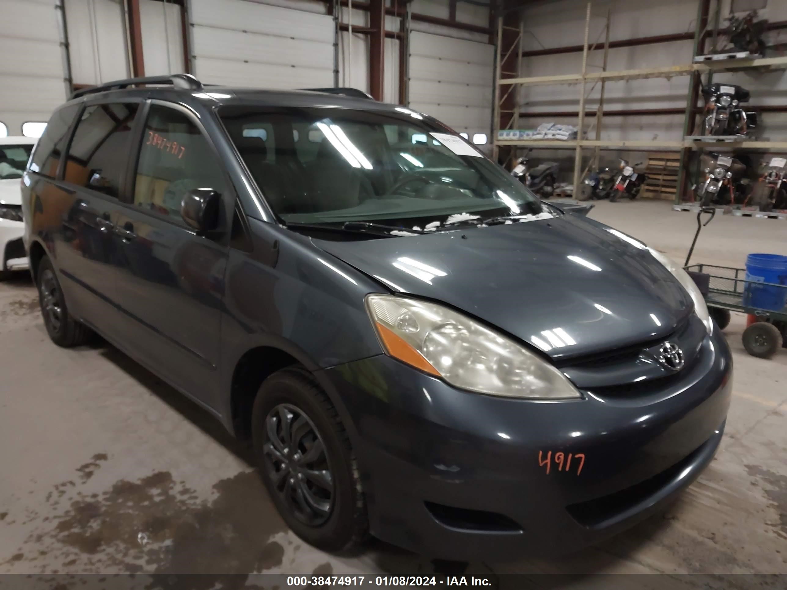 TOYOTA SIENNA 2008 5tdzk23c58s100865