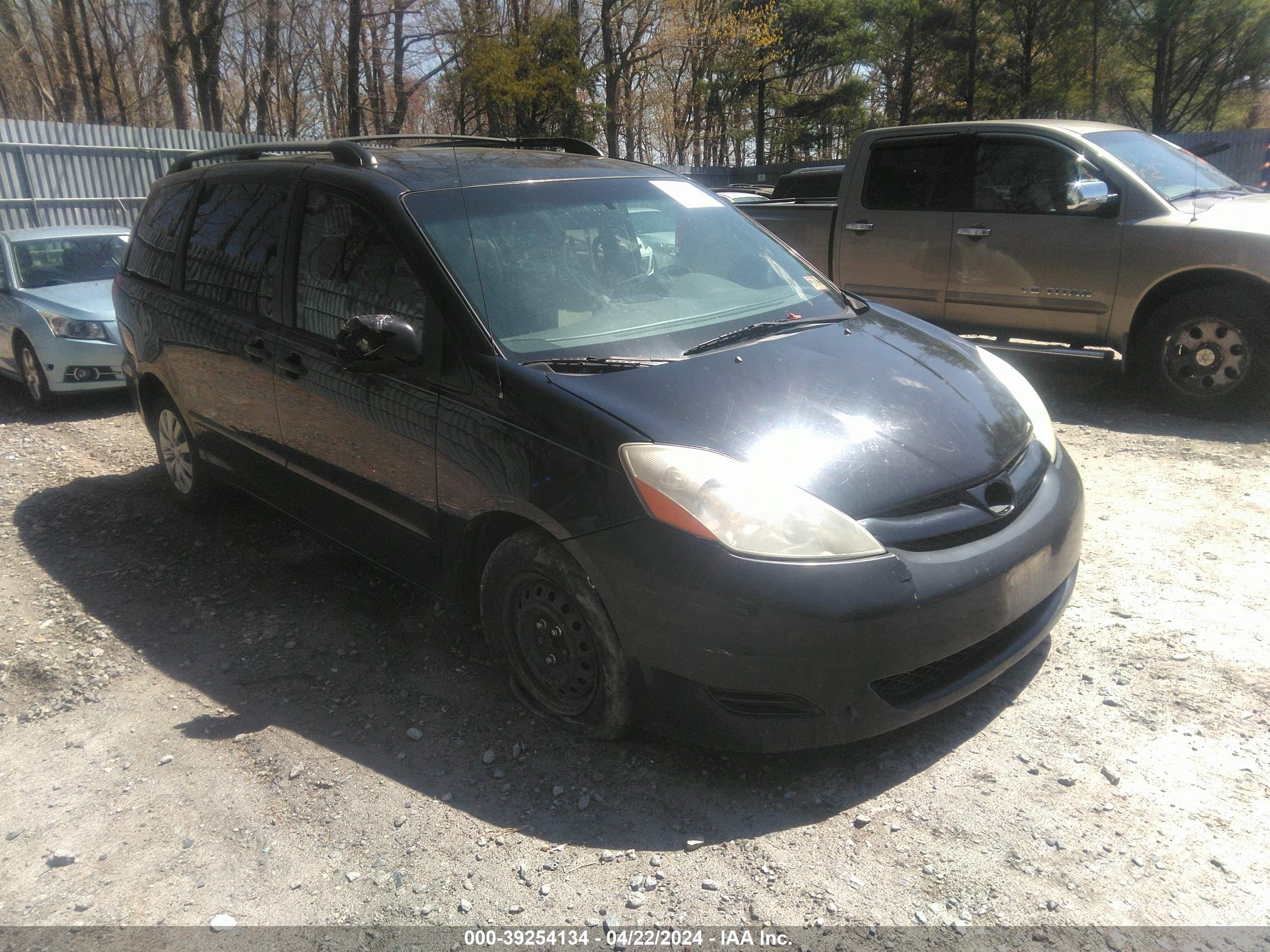 TOYOTA SIENNA 2008 5tdzk23c58s188347