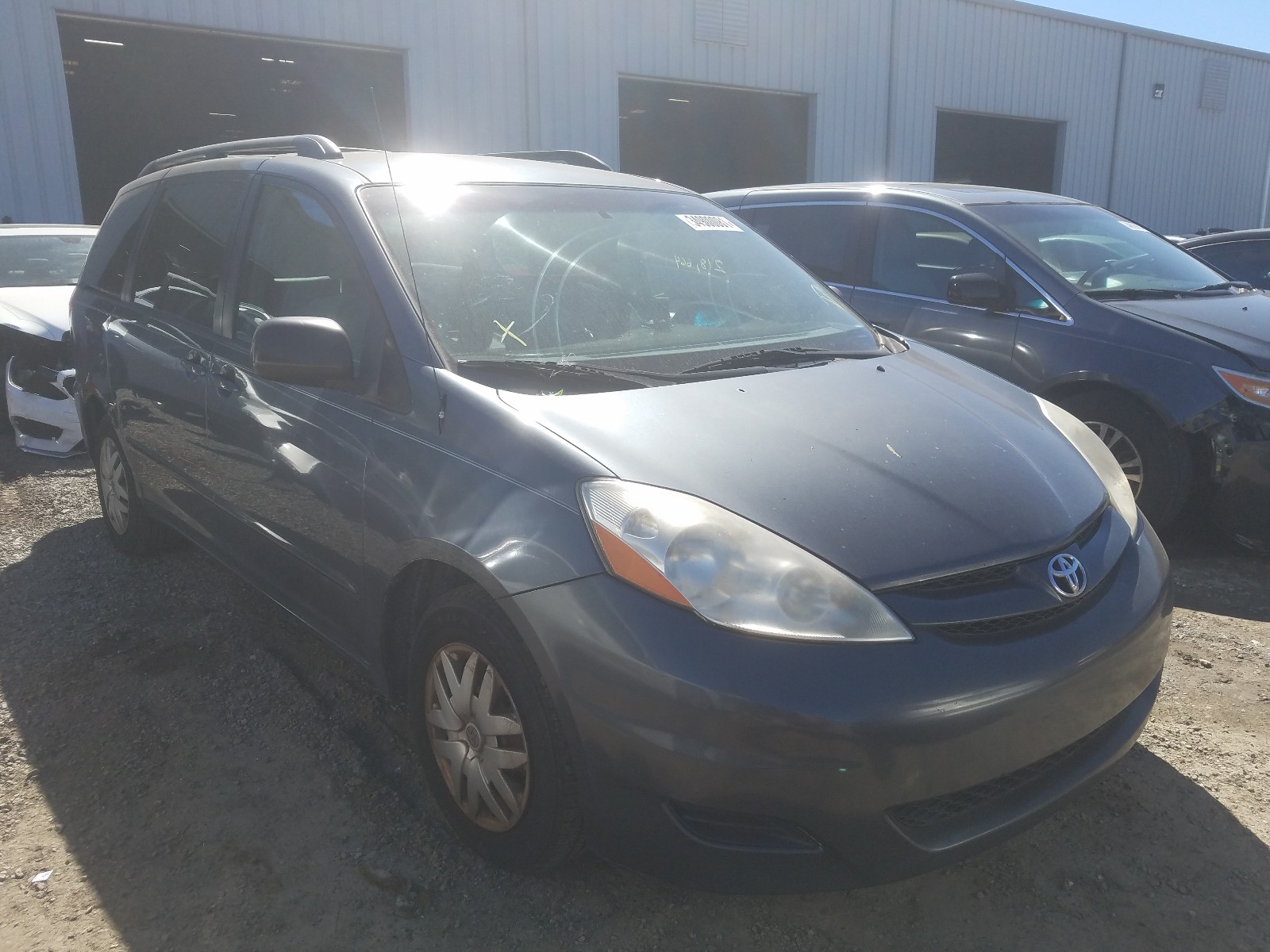 TOYOTA SIENNA CE 2009 5tdzk23c59s275117