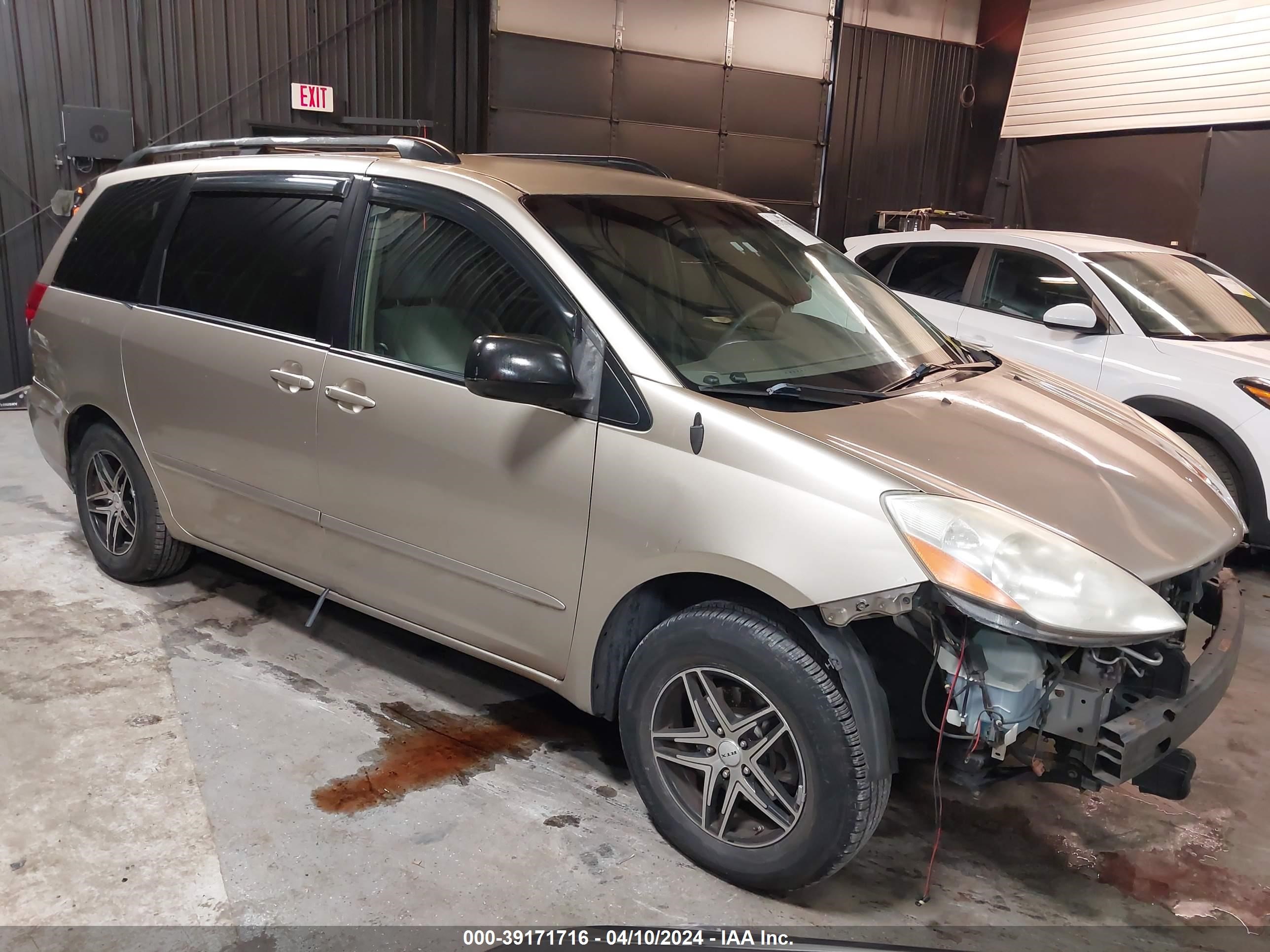 TOYOTA SIENNA 2009 5tdzk23c69s228386