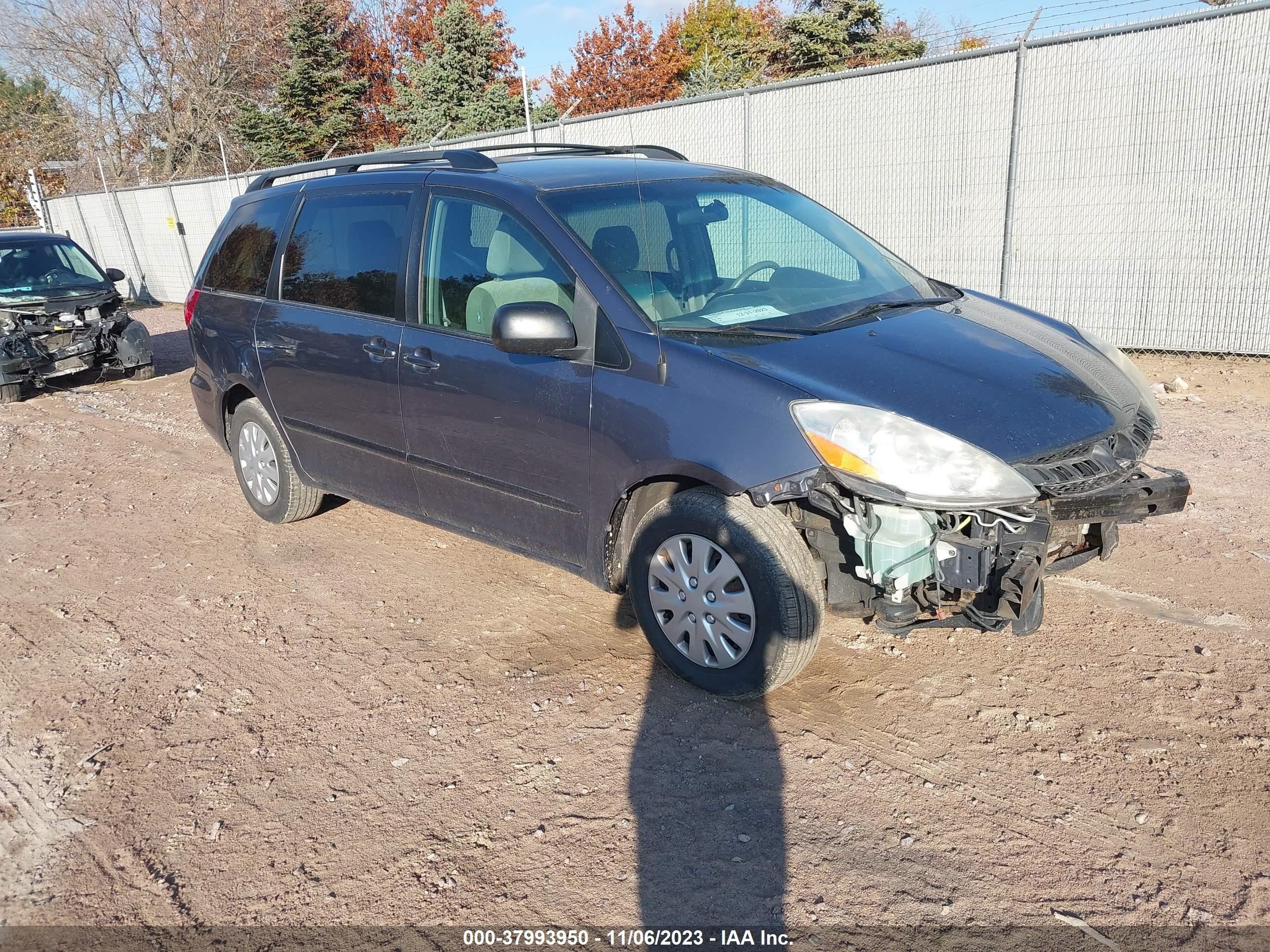 TOYOTA SIENNA 2009 5tdzk23c69s271853