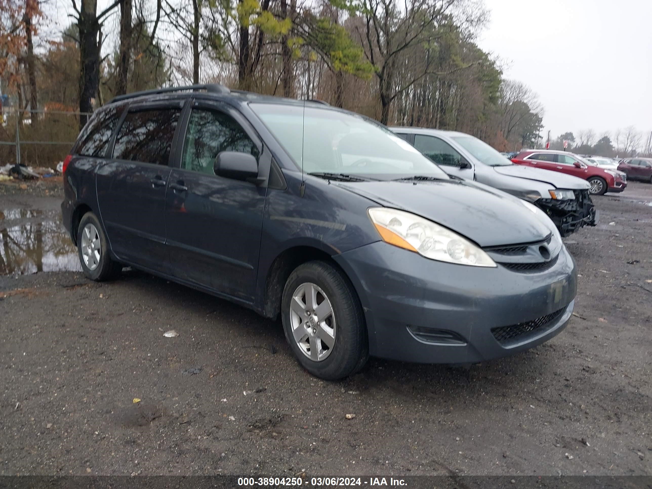 TOYOTA SIENNA 2009 5tdzk23c69s272453