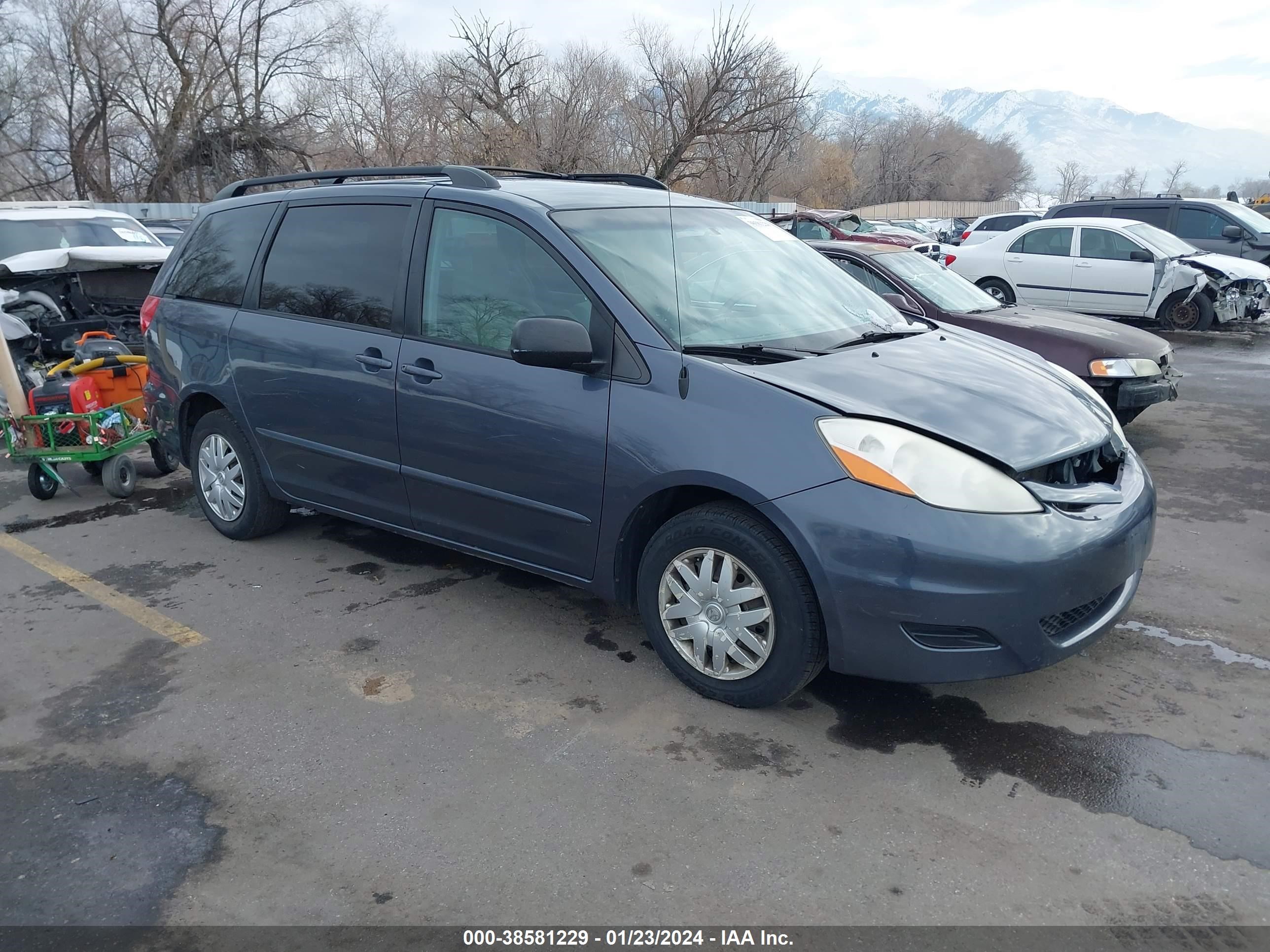 TOYOTA SIENNA 2009 5tdzk23c69s278382