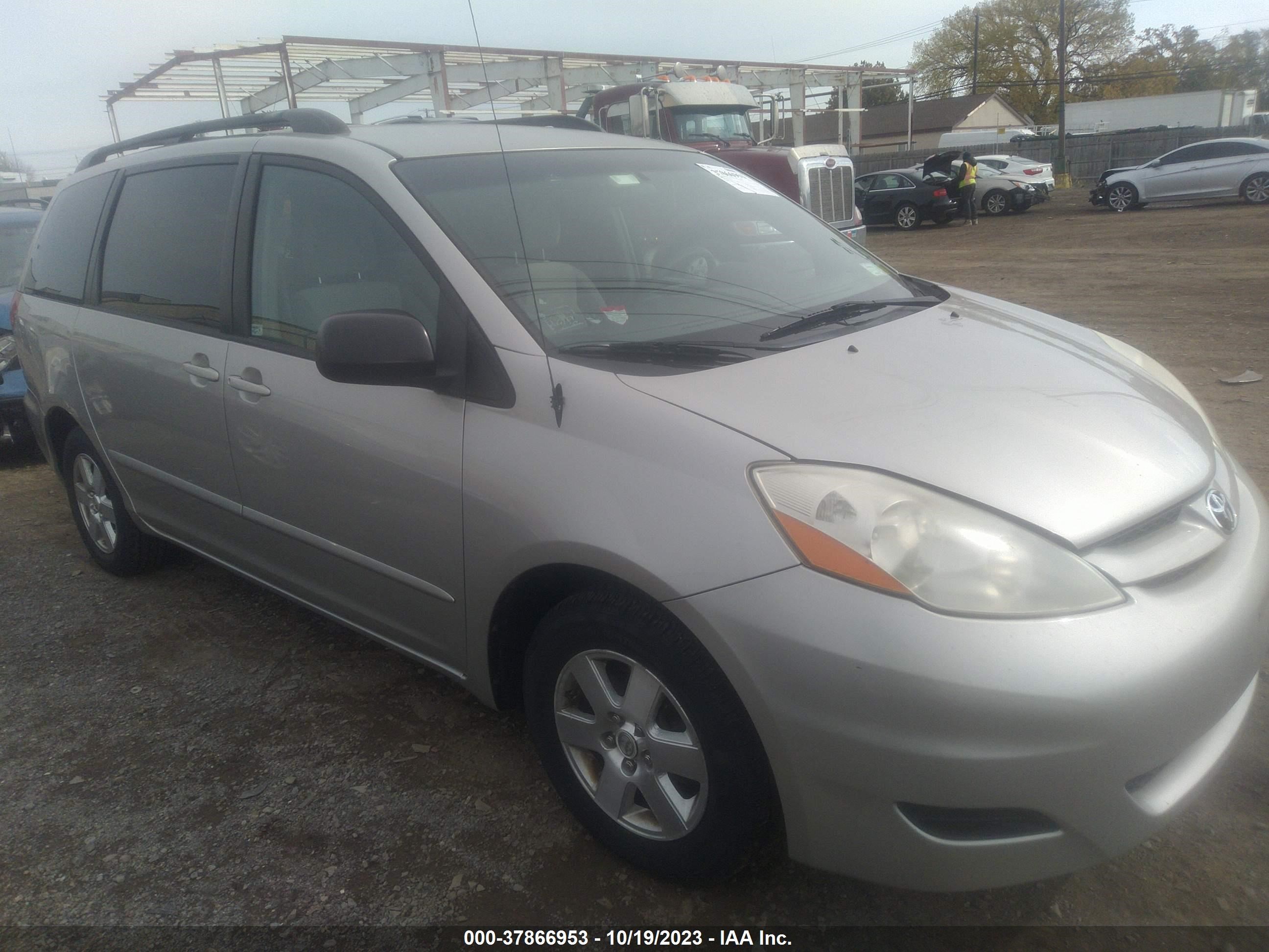 TOYOTA SIENNA 2008 5tdzk23c78s099816